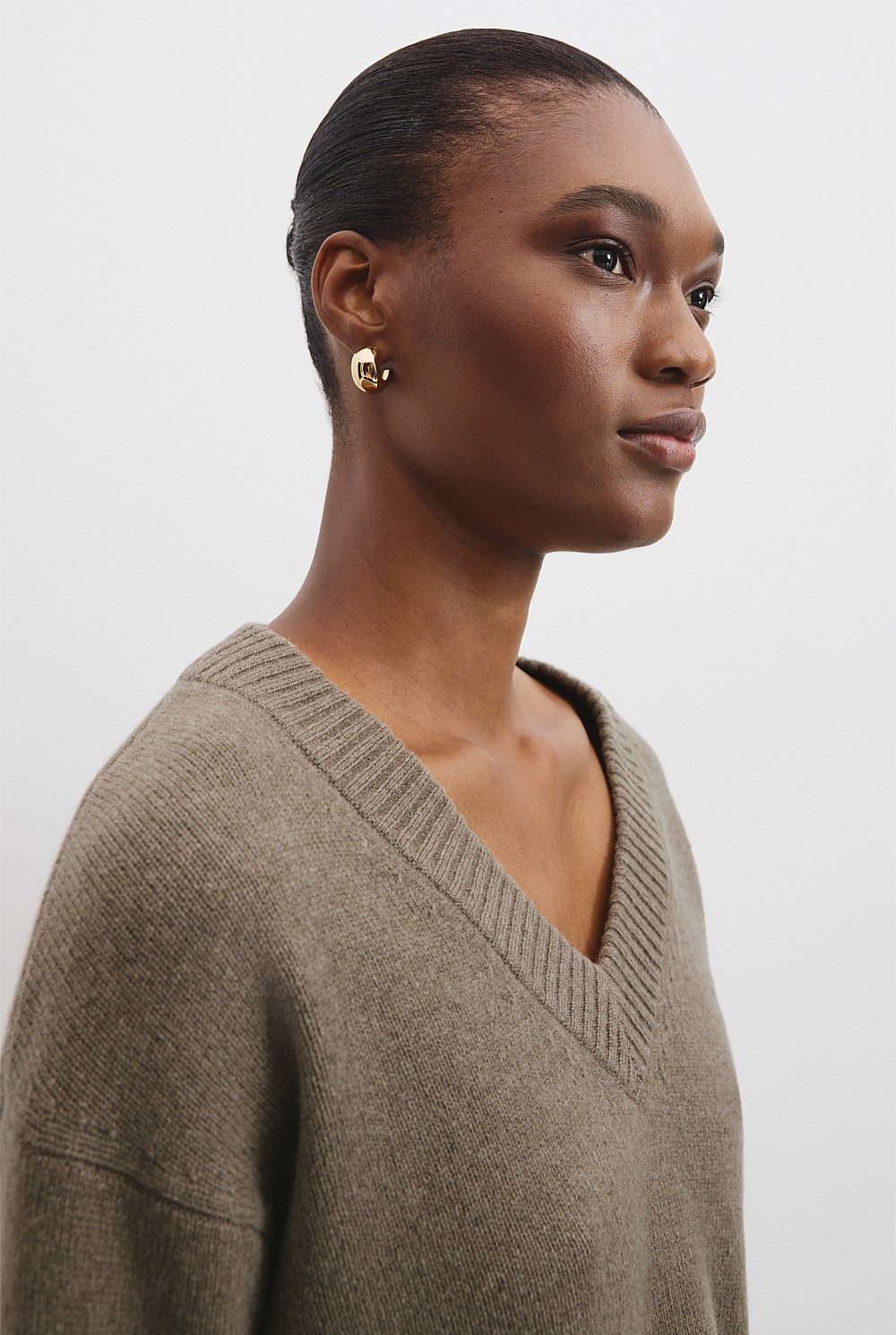V-Neck Merino Knit