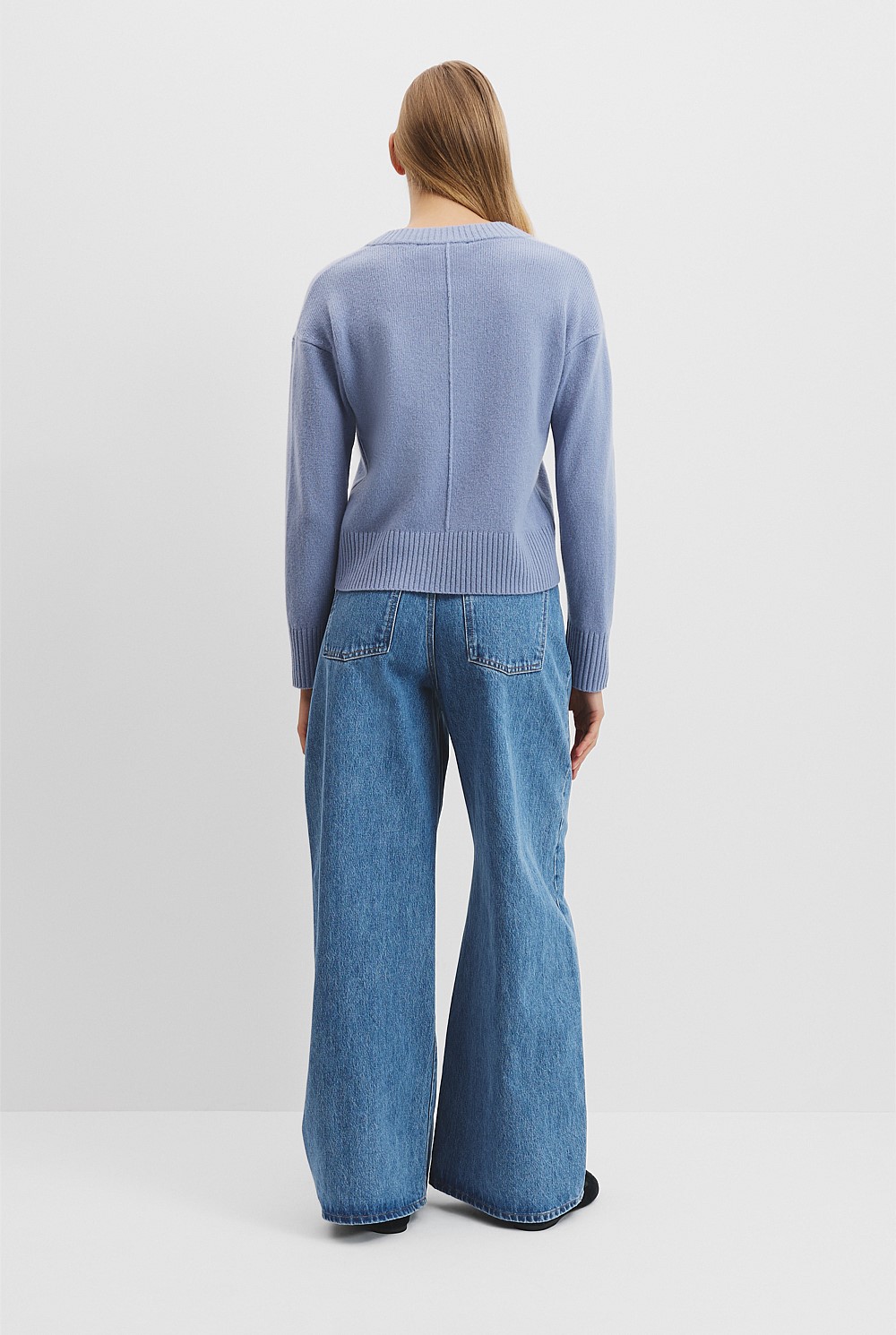 V-Neck Merino Knit