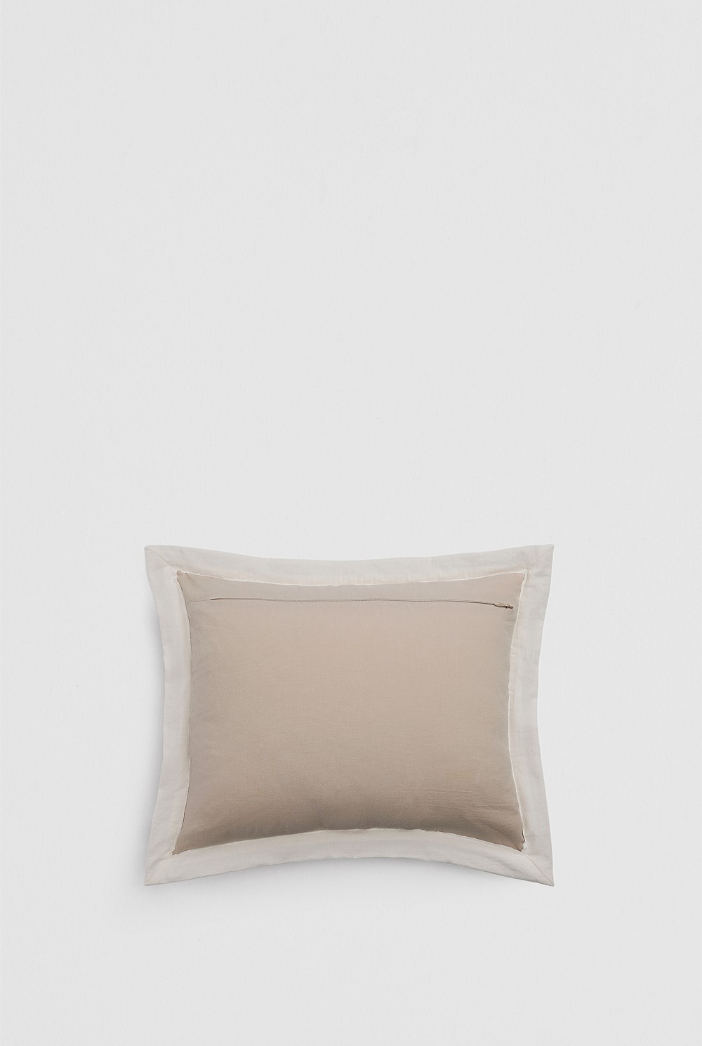 Edie 30x40 Cushion