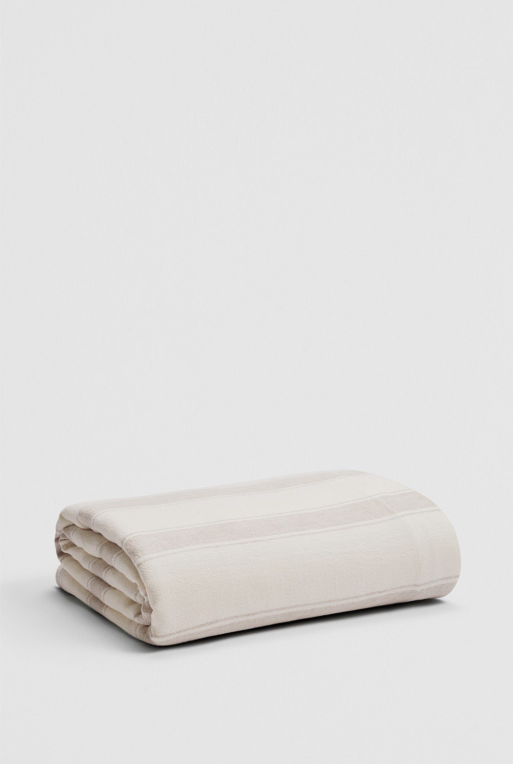 Ines Oversized Bed Cover