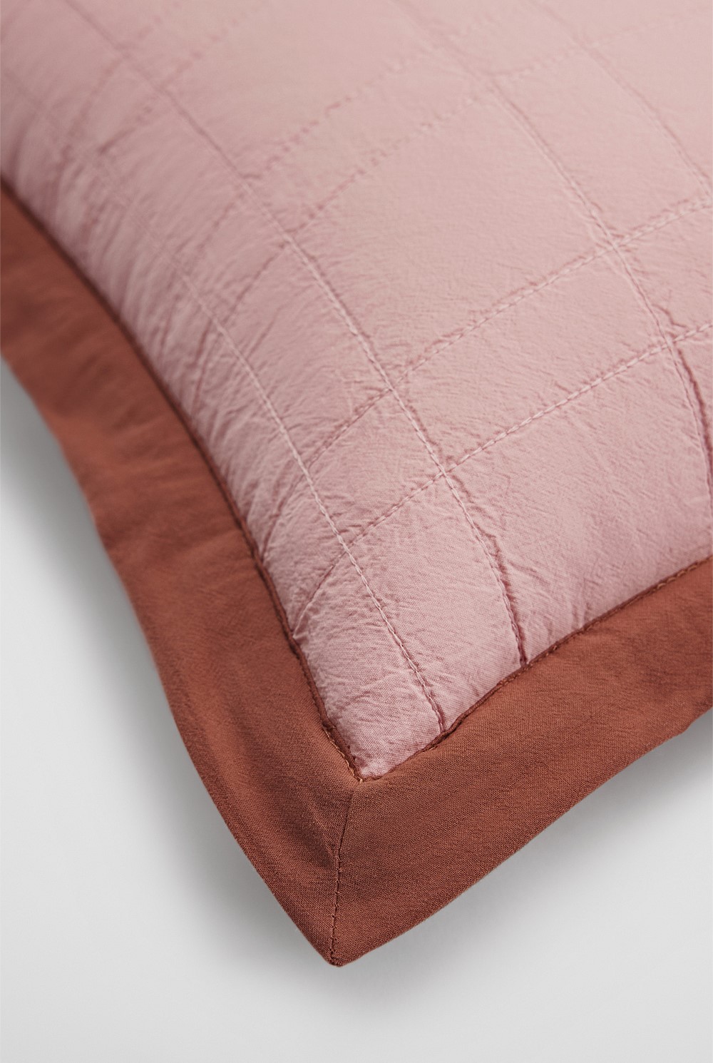 Edie 30x40 Cushion