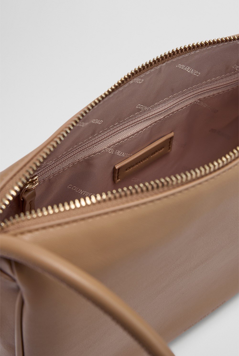 Agnes Crossbody