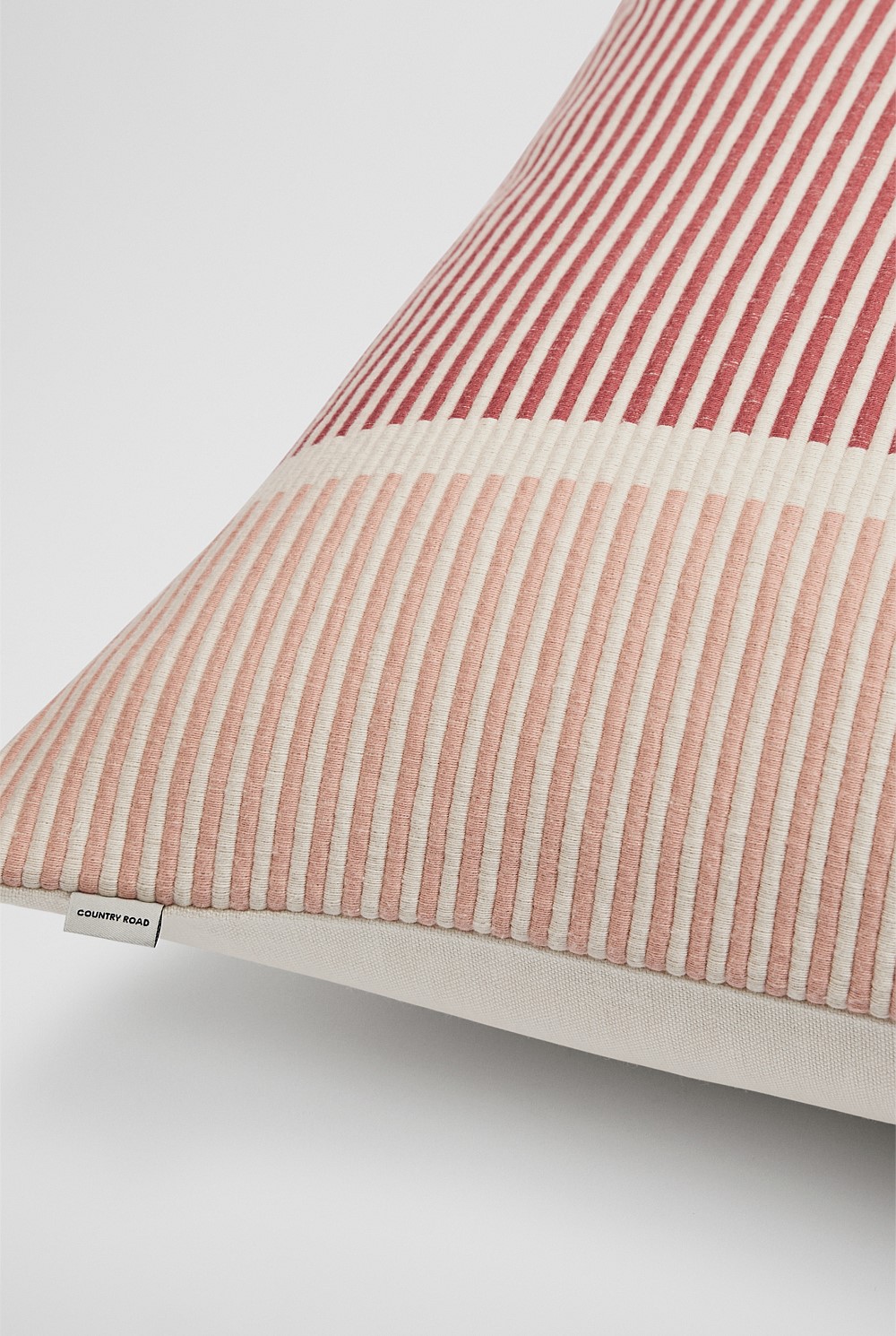 Sila 60x60 Cushion