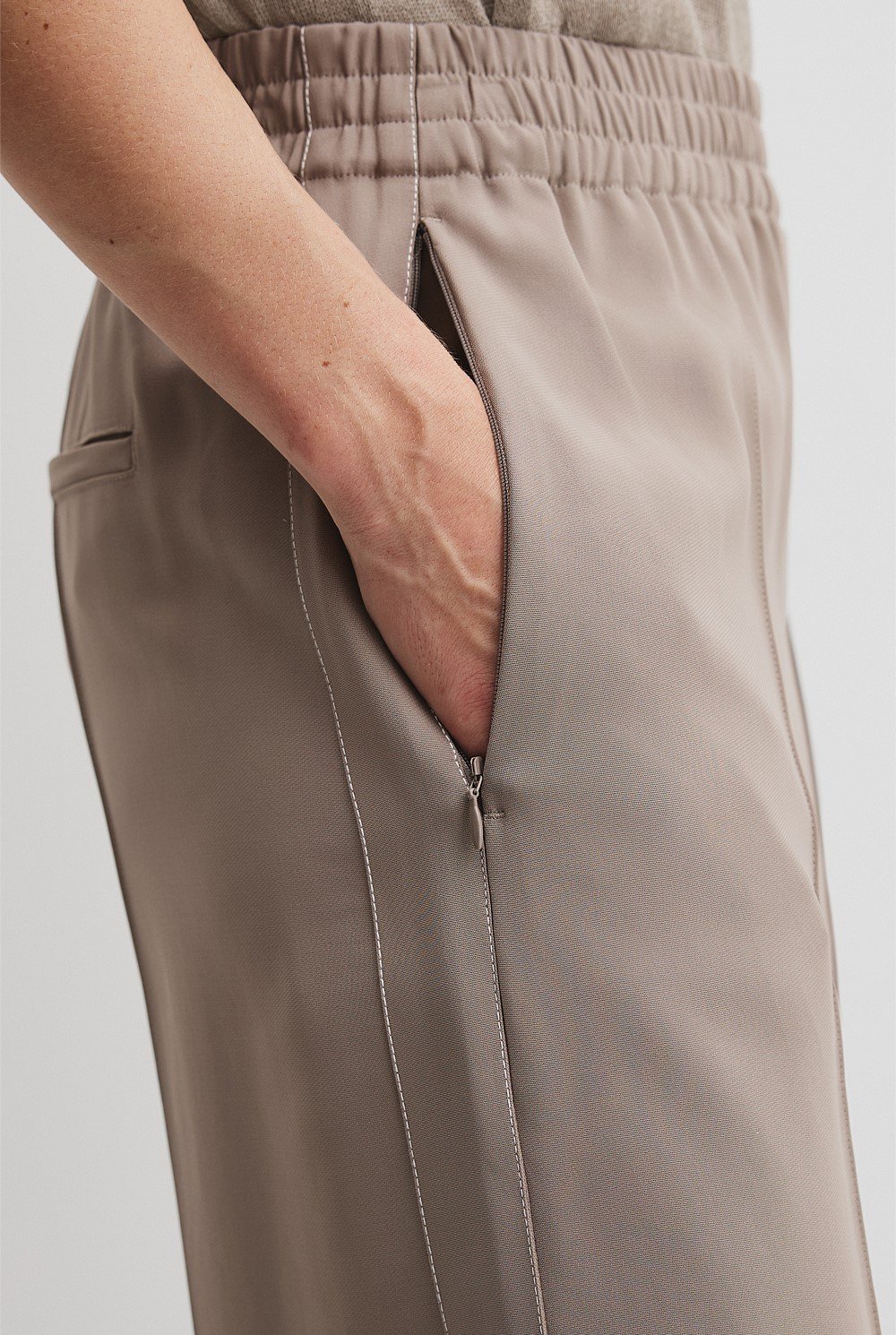 Side Stripe Pant