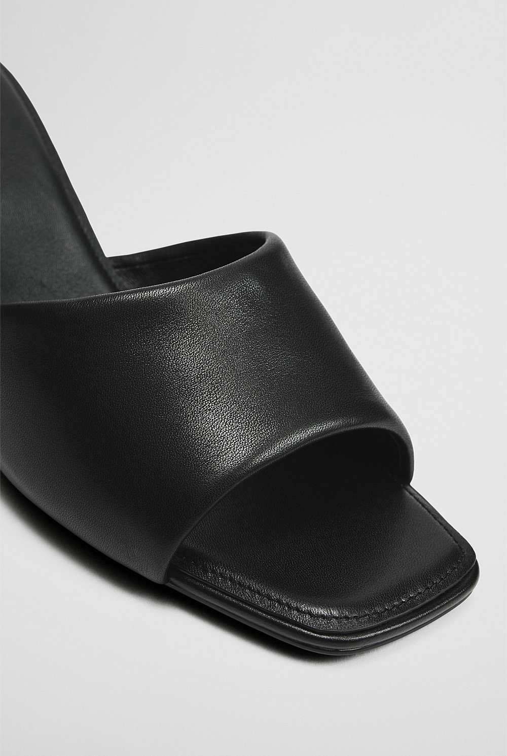 Esther Mid Heel