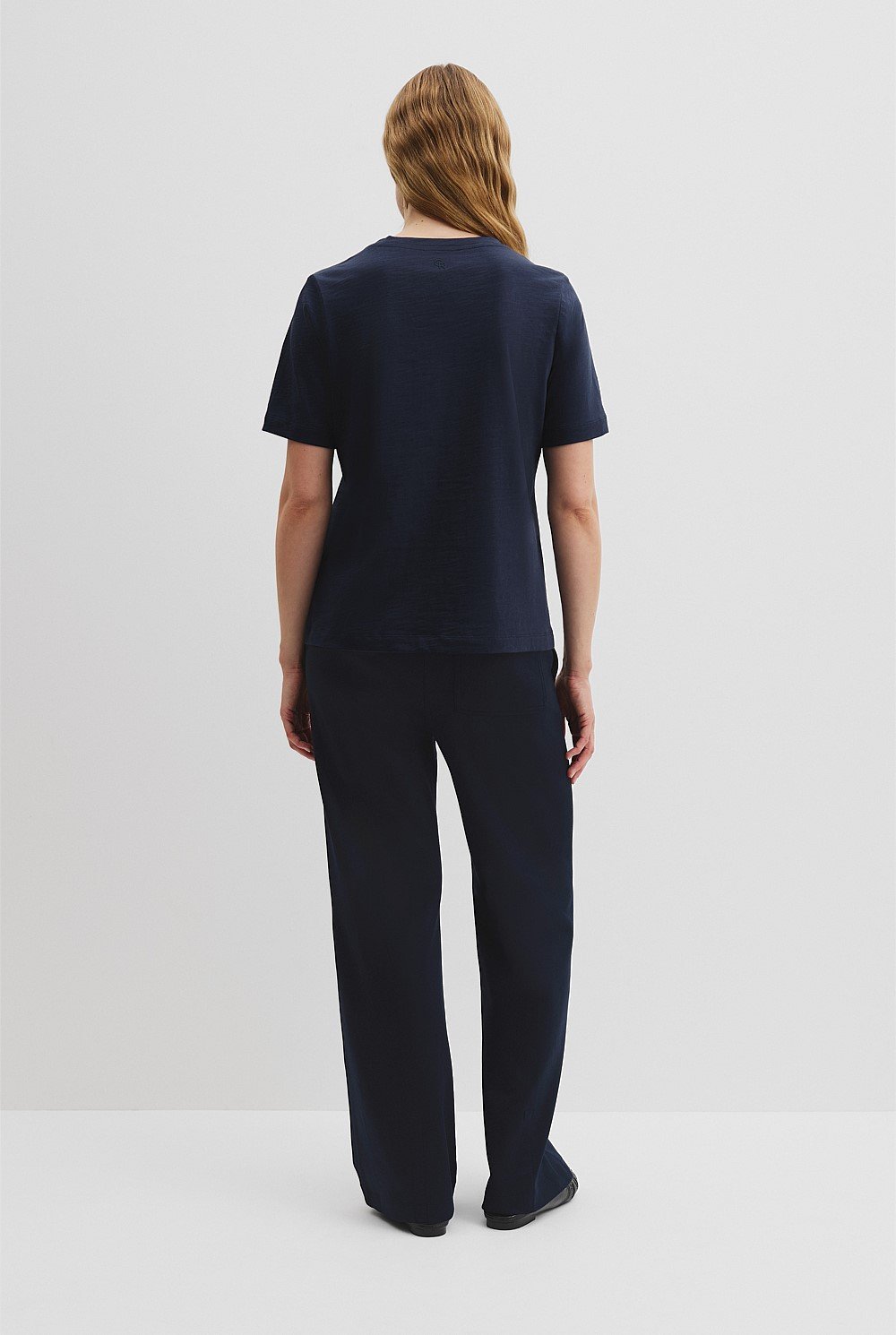 Australian Good Earth Cotton Short Sleeve V-Neck Neck T-Shirt