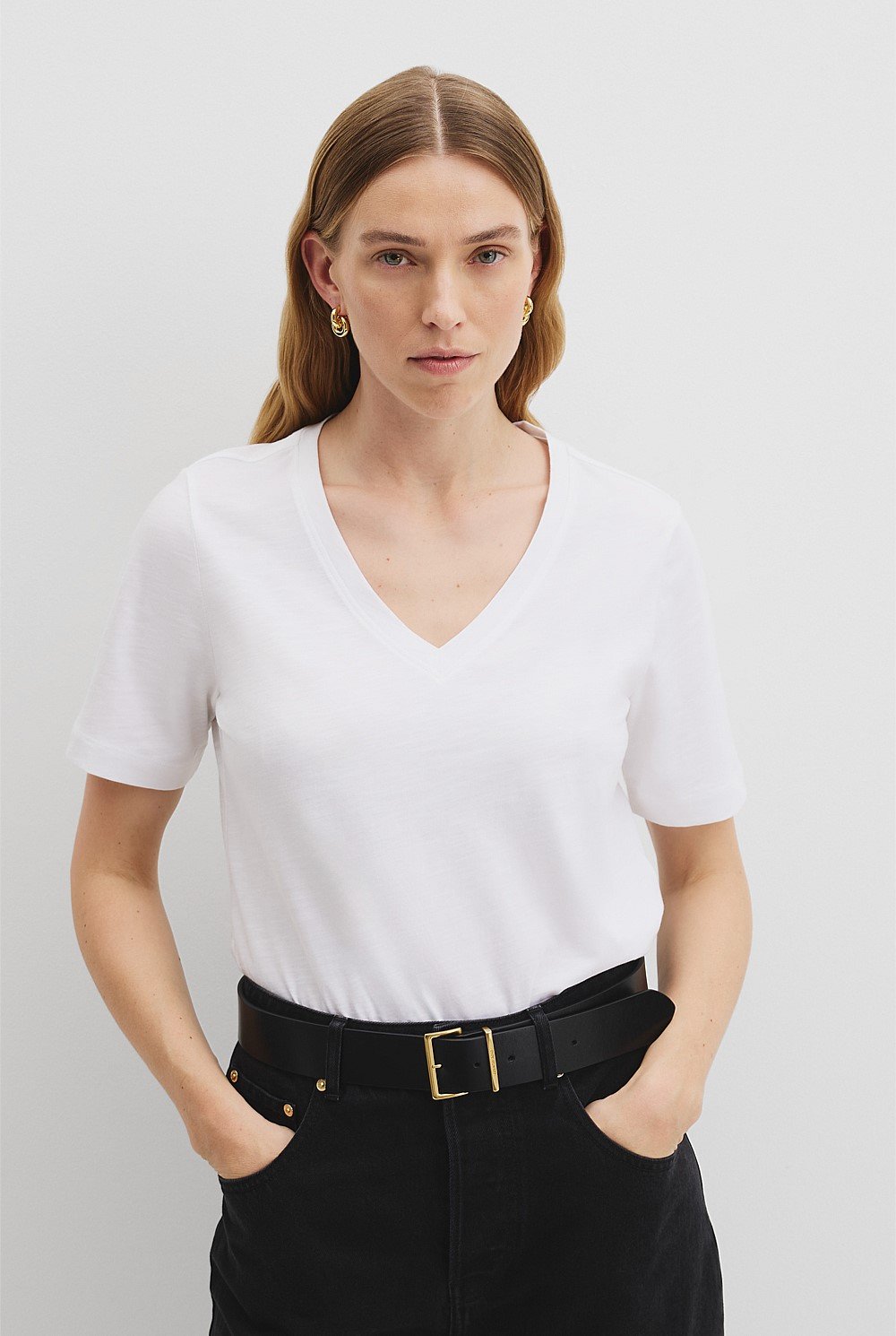 Australian Good Earth Cotton Short Sleeve V-Neck Neck T-Shirt