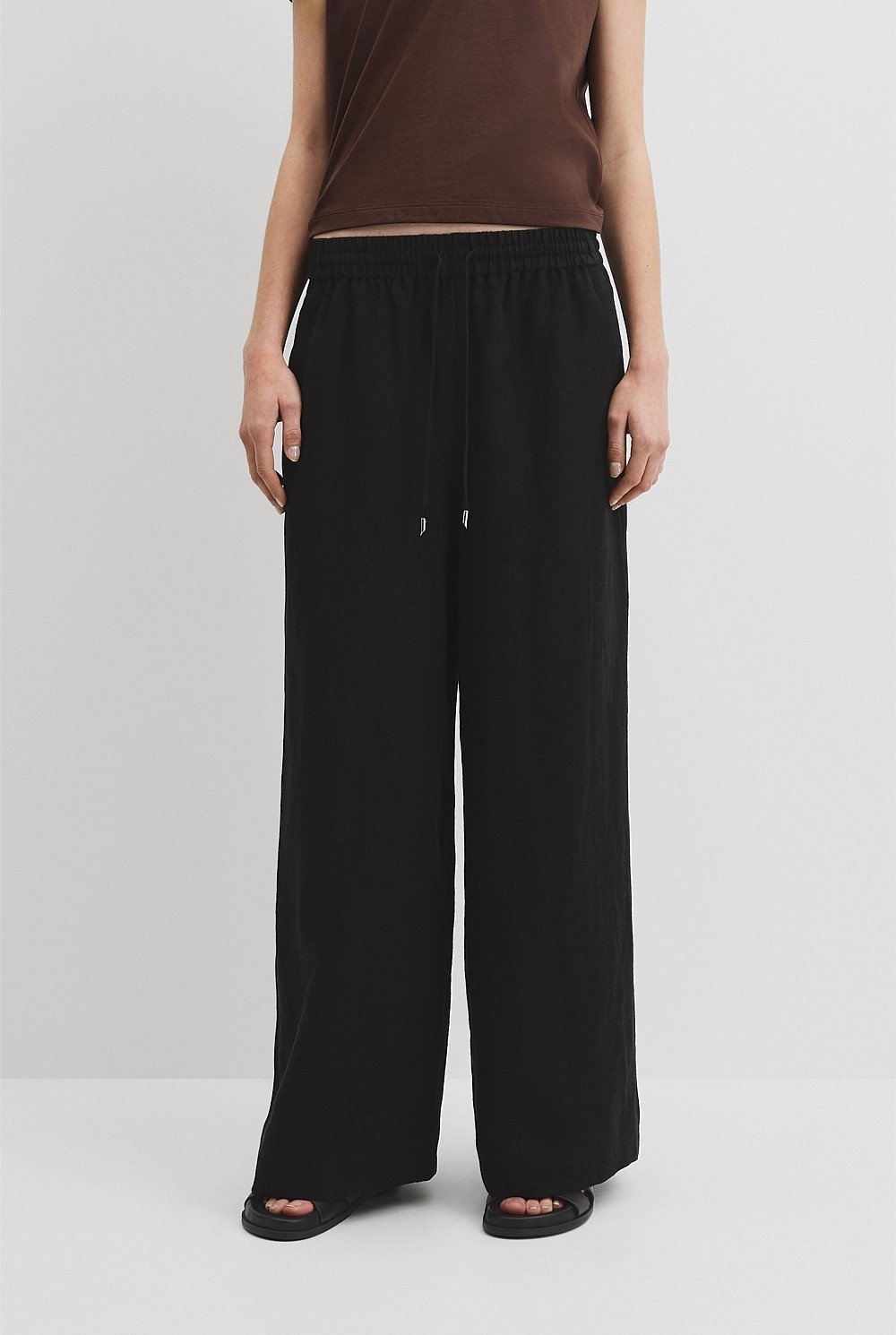 Organically Grown Linen Pull-On Pant