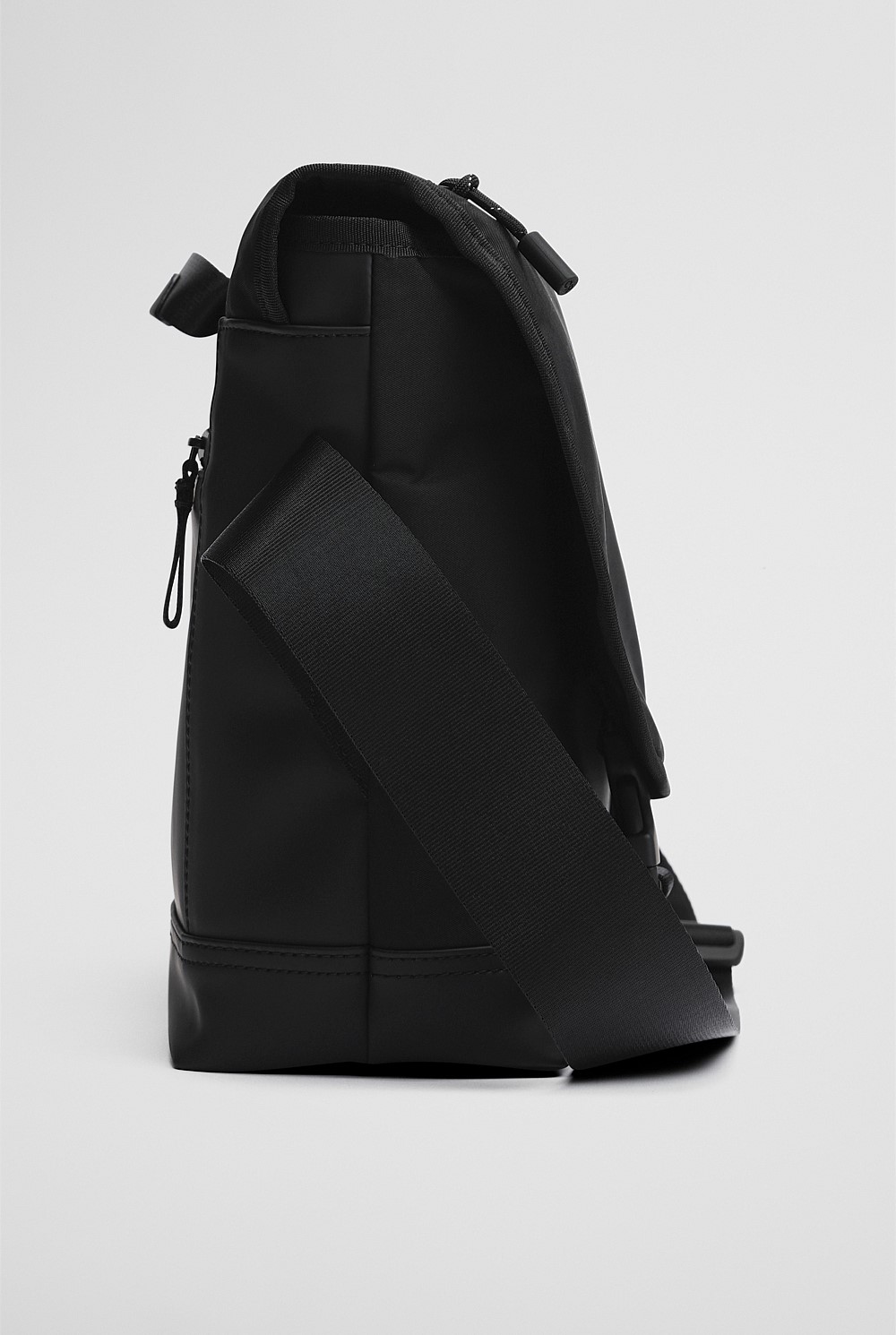 Recycled Polyester Travel Messenger