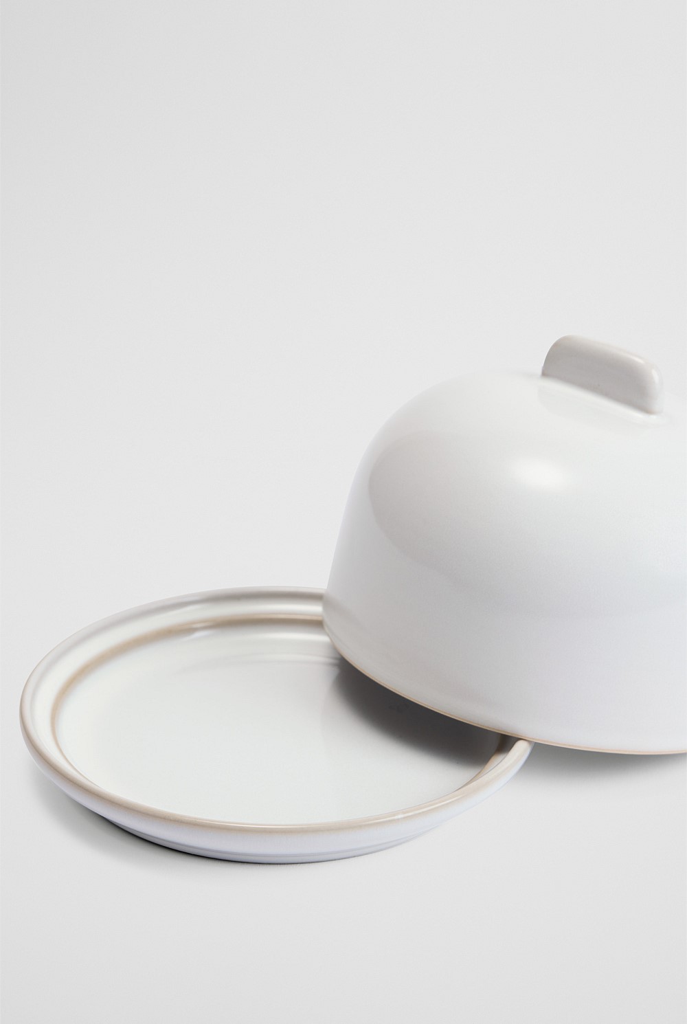 Leone Cloche & Dish Set