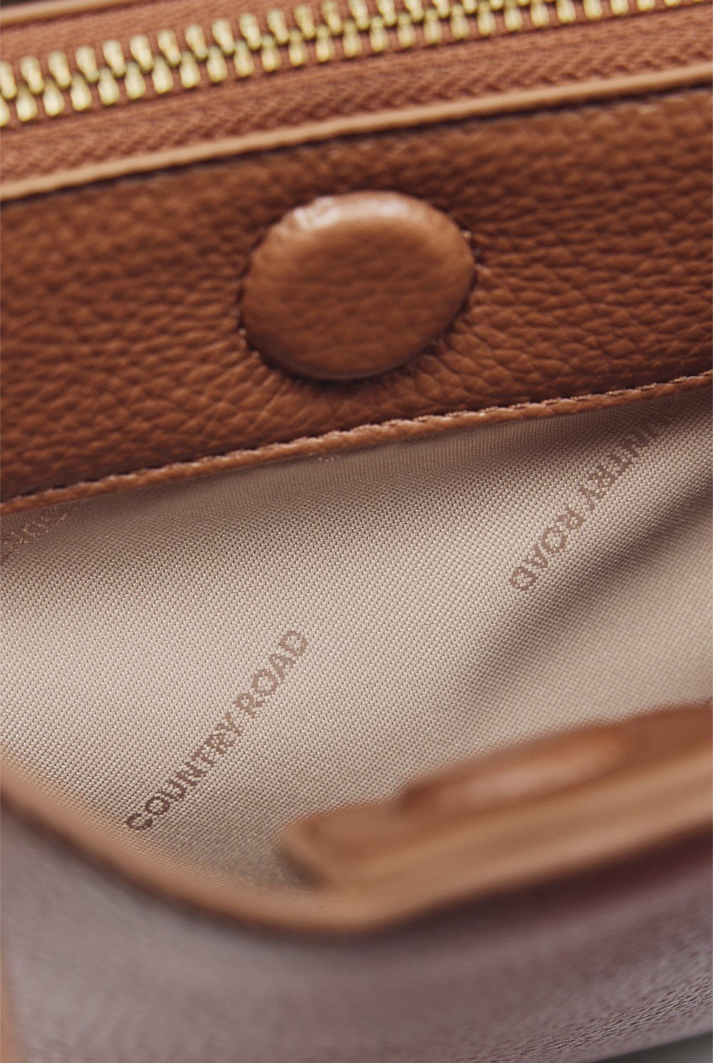 Middle Zip Crossbody Bag