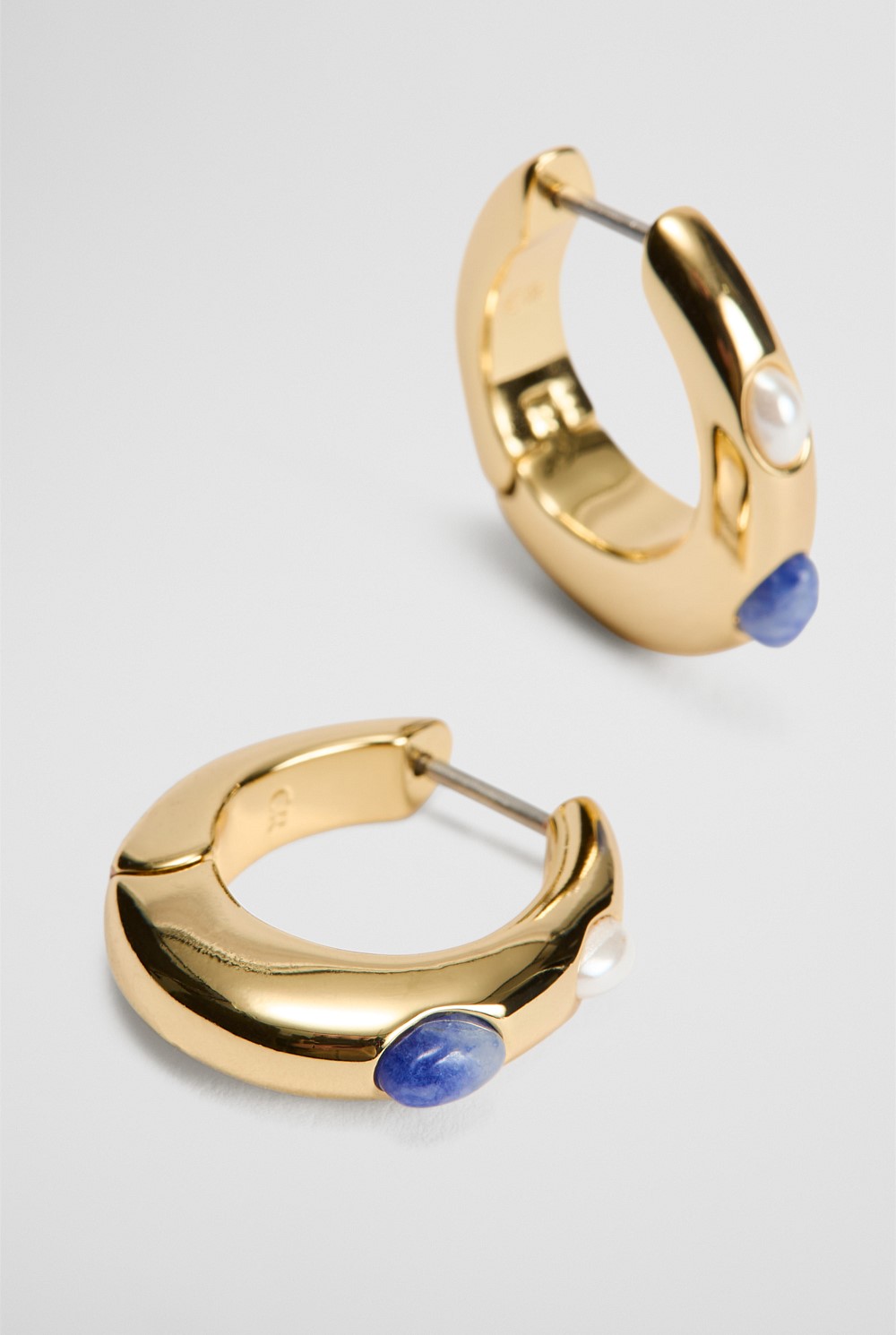 Arya Pearl Hoop Earring