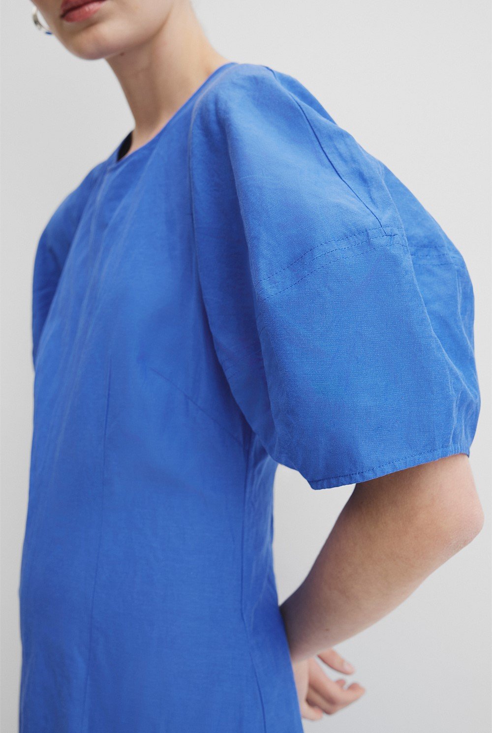 Blouson Sleeve Midi Dress