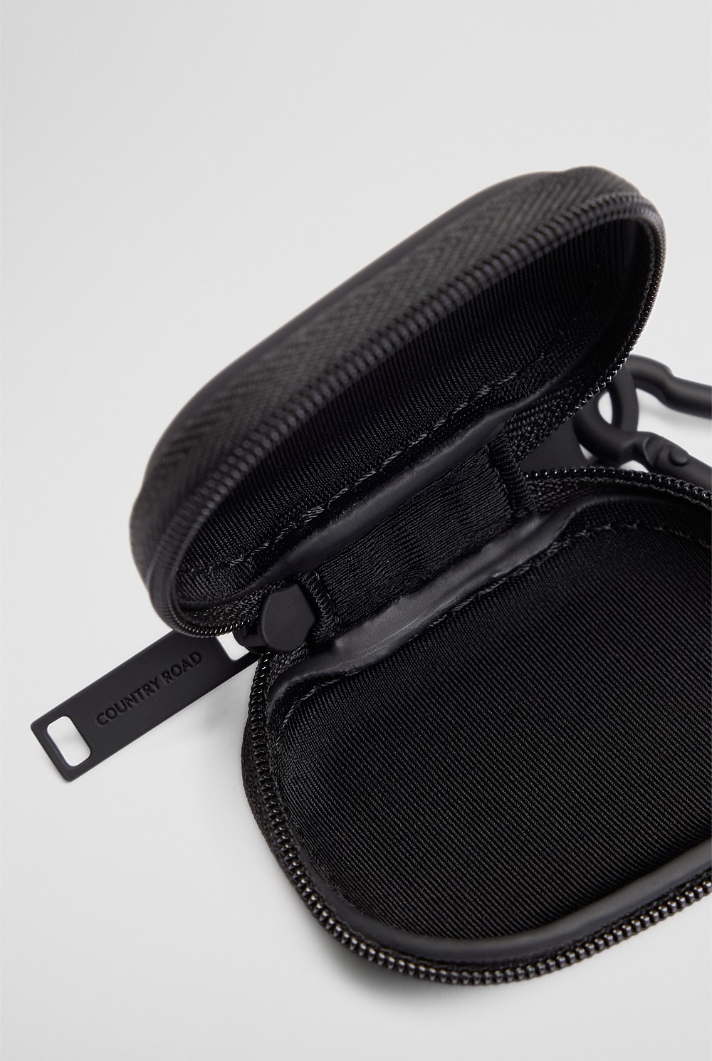 Country Road Earphone Case