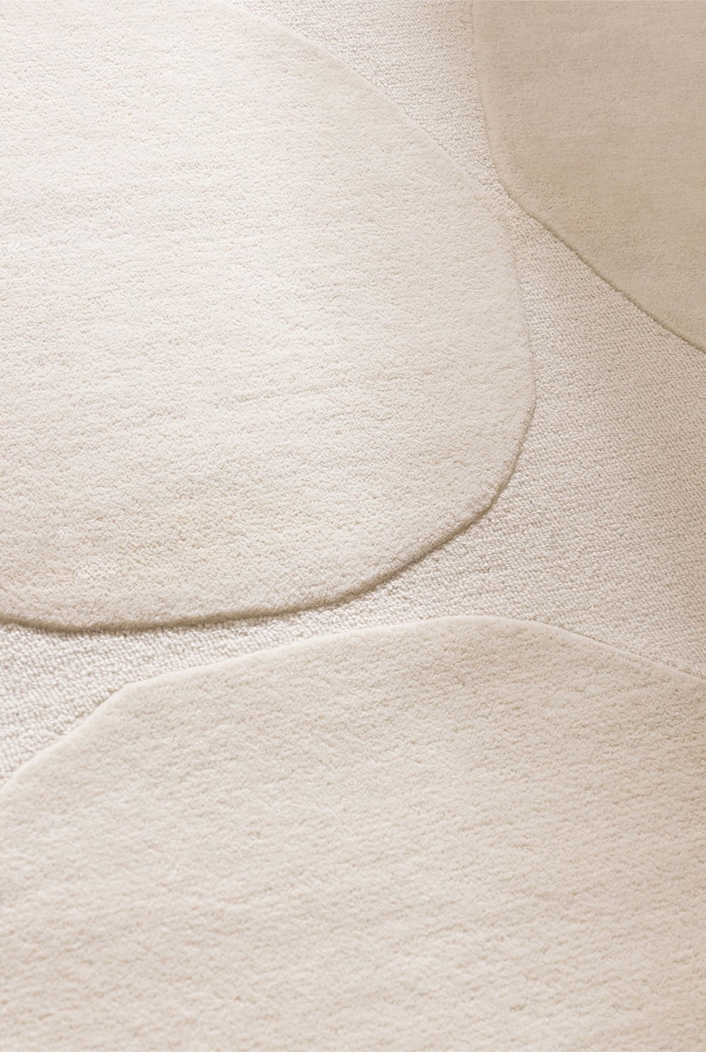 Isot Kivet Natural White Rug 350x250cm