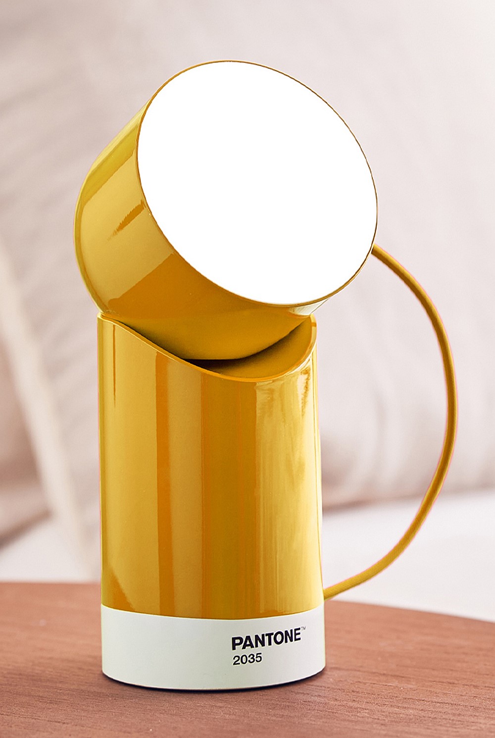 Orbe Portable Led Lamp With Moving Head Pantone - Yellow
