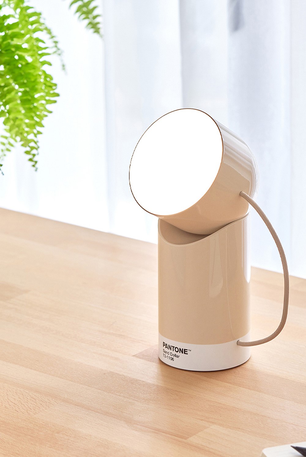 Orbe Portable Led Lamp With Moving Head Pantone - Sand