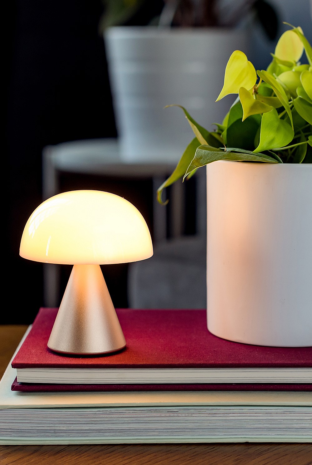 Mina M Medium Portable Led Lamp - Gold