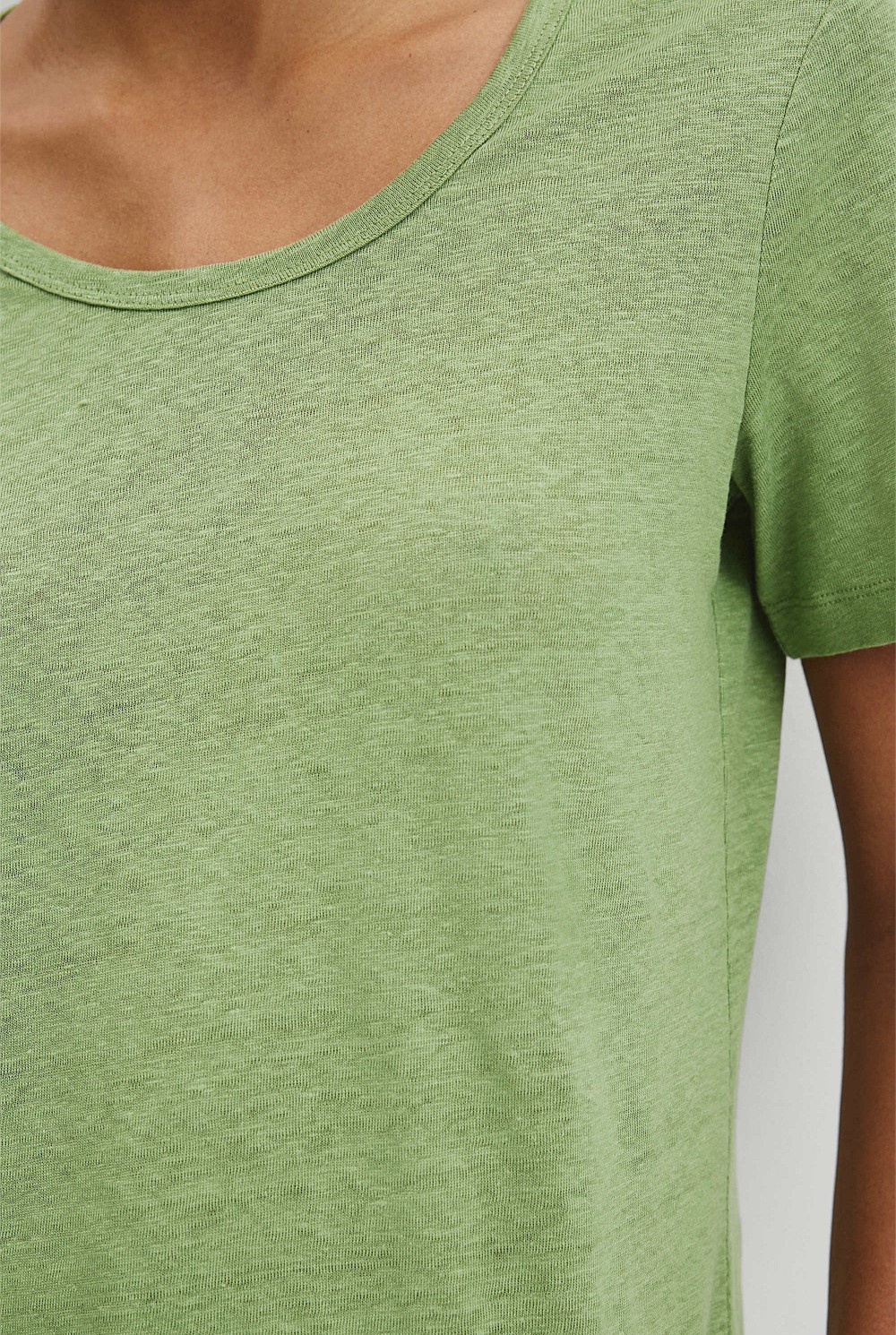 Linen Scoop Neck T-Shirt