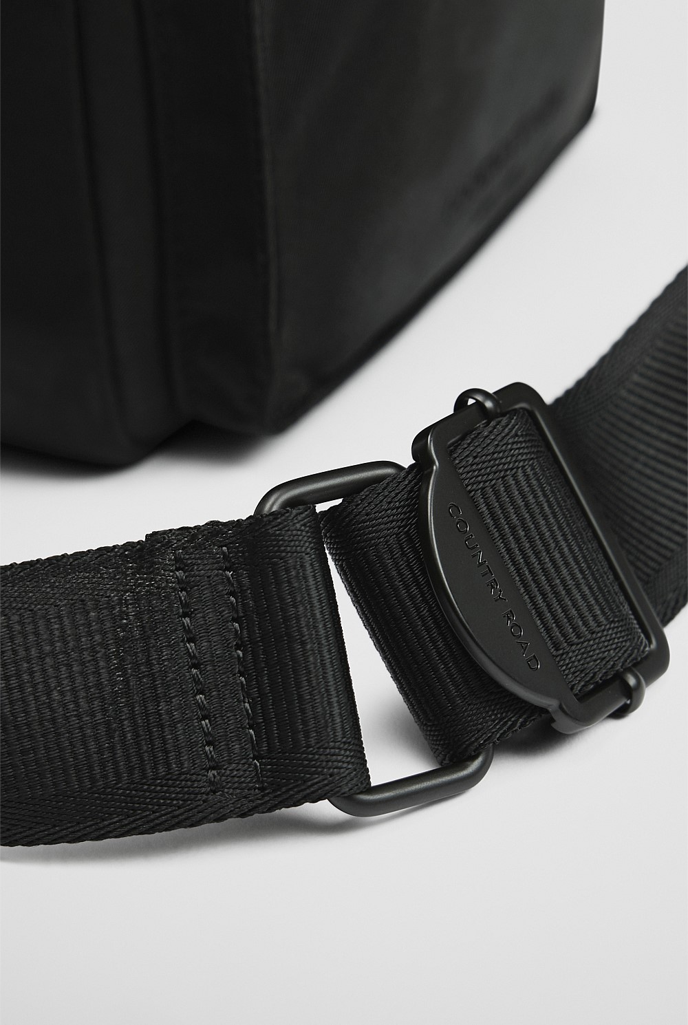 Samson Crossbody