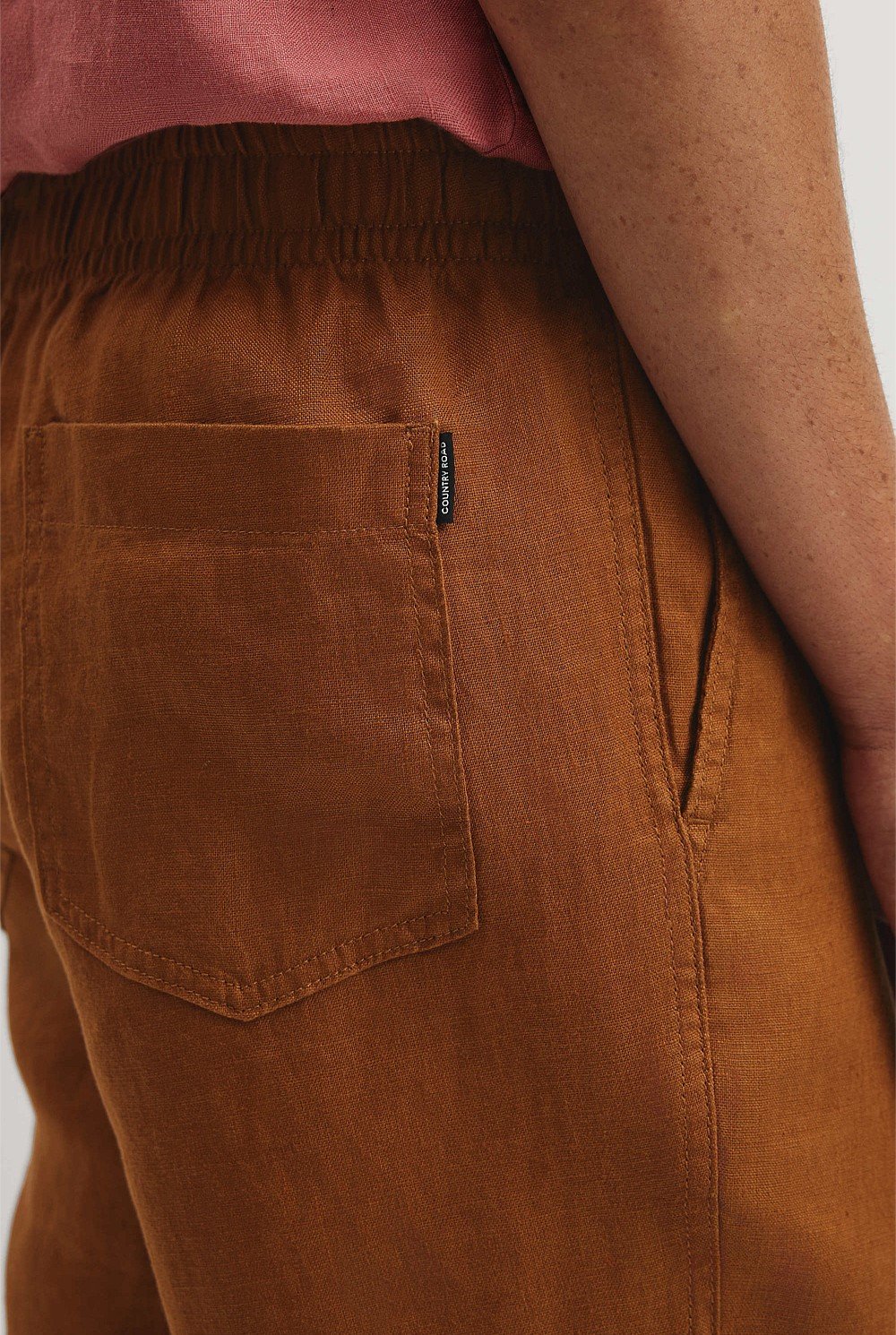 Organically Grown Linen Drawcord Short