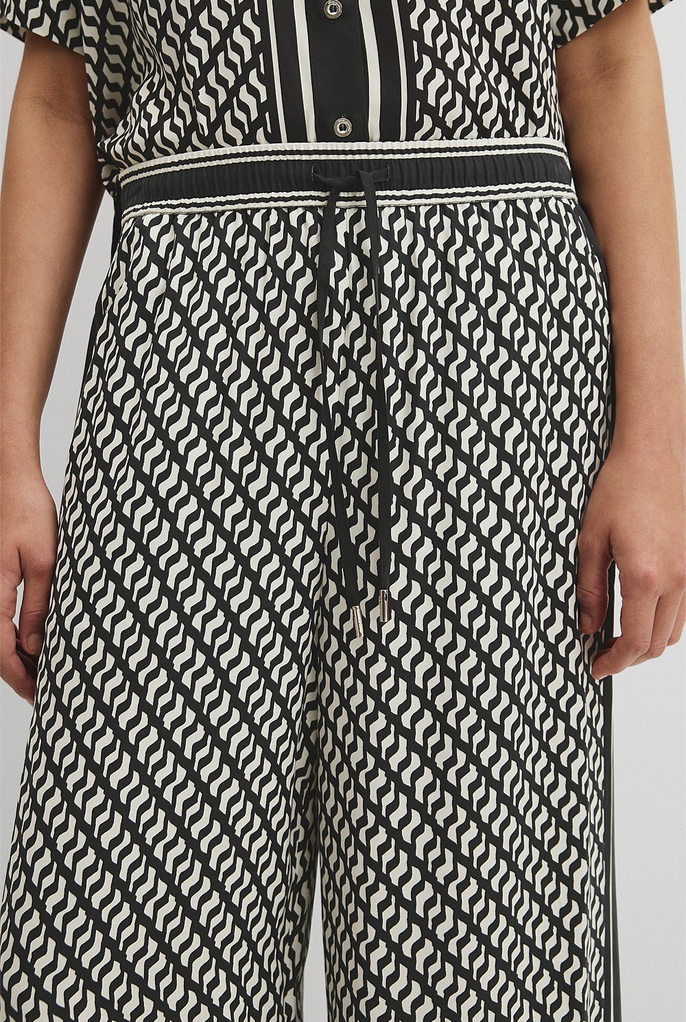 Print Pull On Cupro Pant