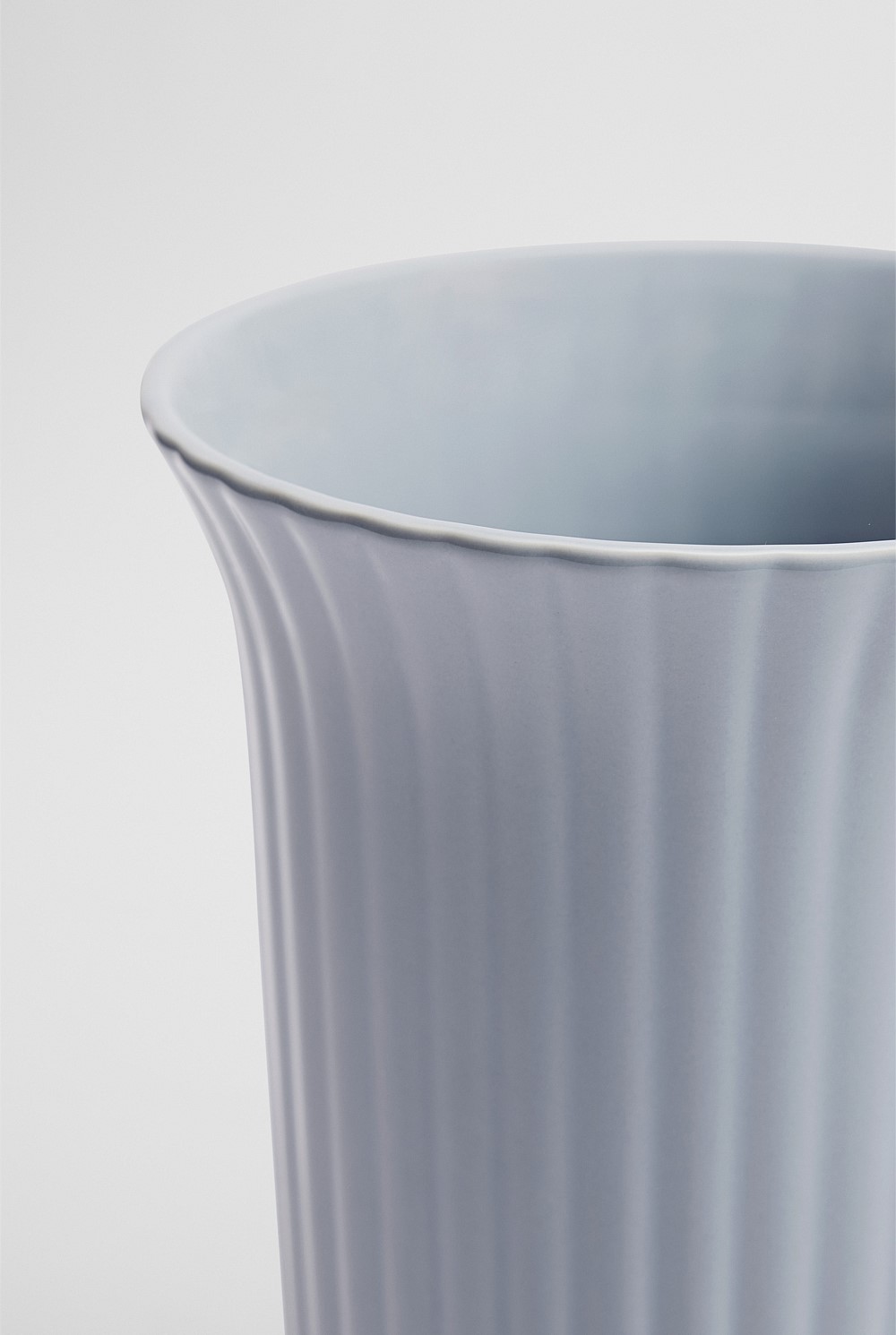 Pryn Medium Stoneware Vase