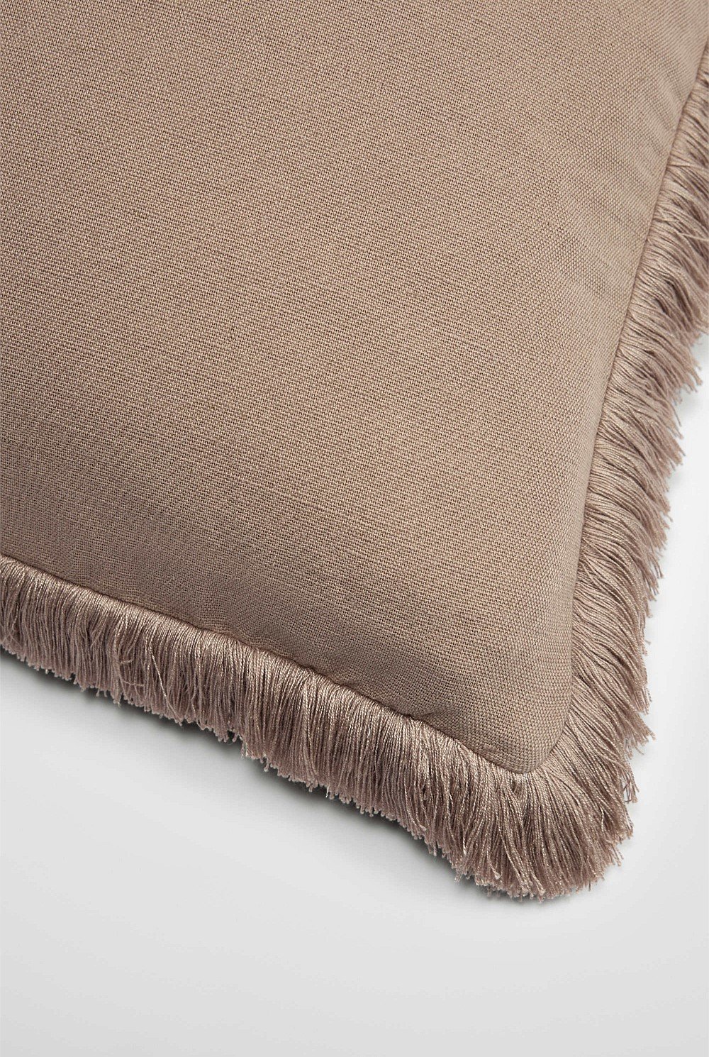 Amira 50x50 Cushion