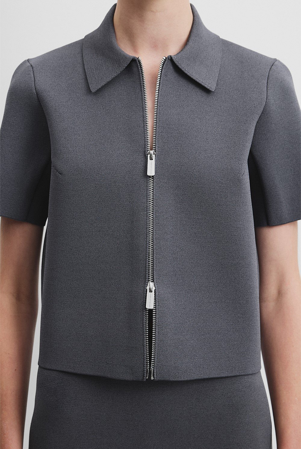 Short Sleeve Compact Zip Knit