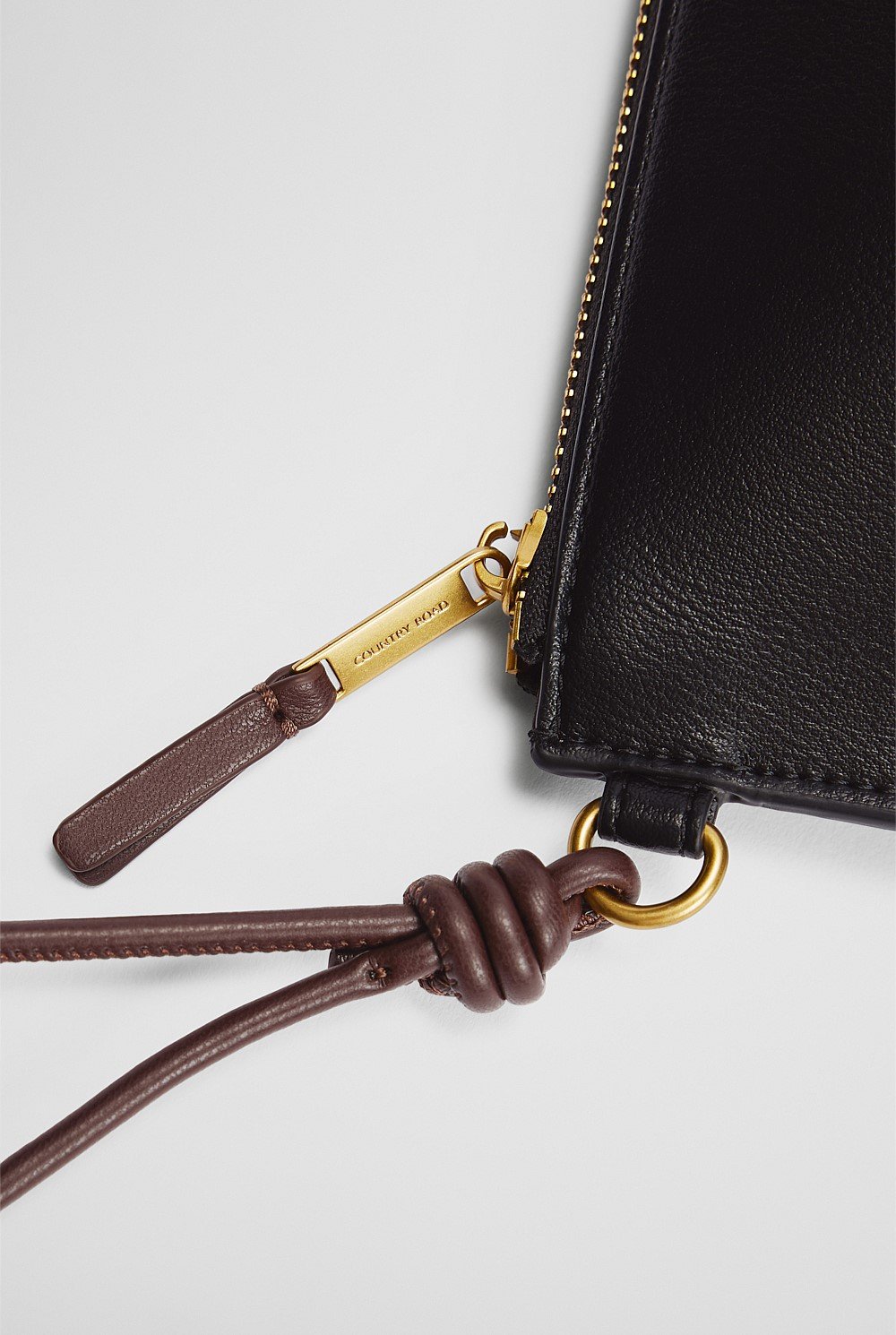 Country Road Essential Pouch