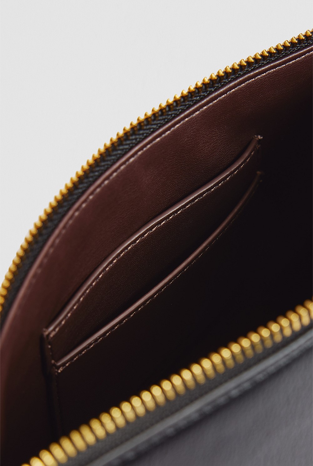 Country Road Essential Pouch