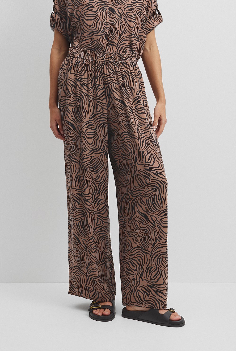 Print Pull On Cupro Pant