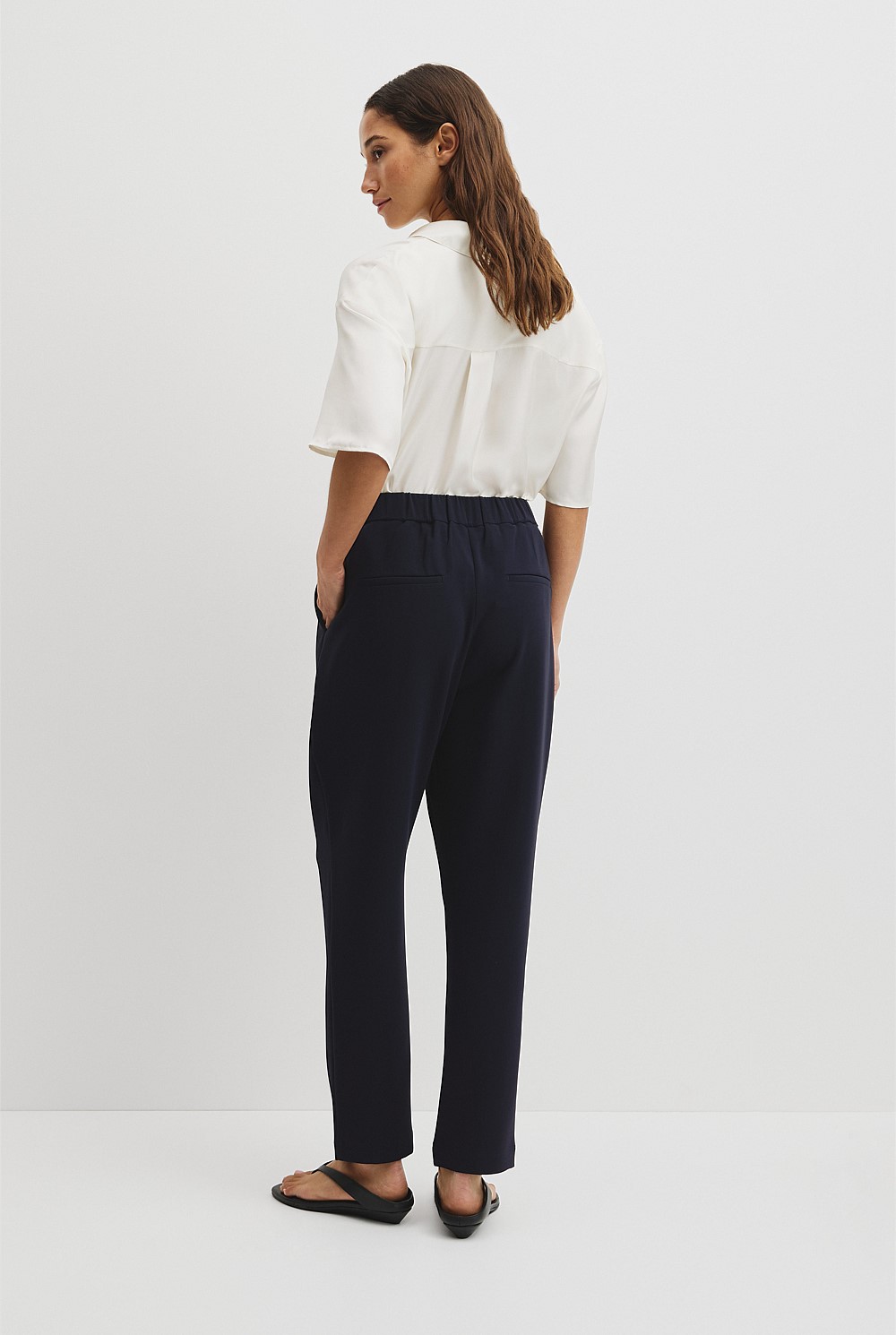 Pleated Tapered Pant