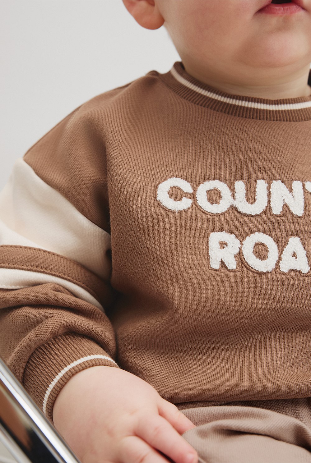 Organically Grown Cotton Oversized Country Road Boucle Sweat