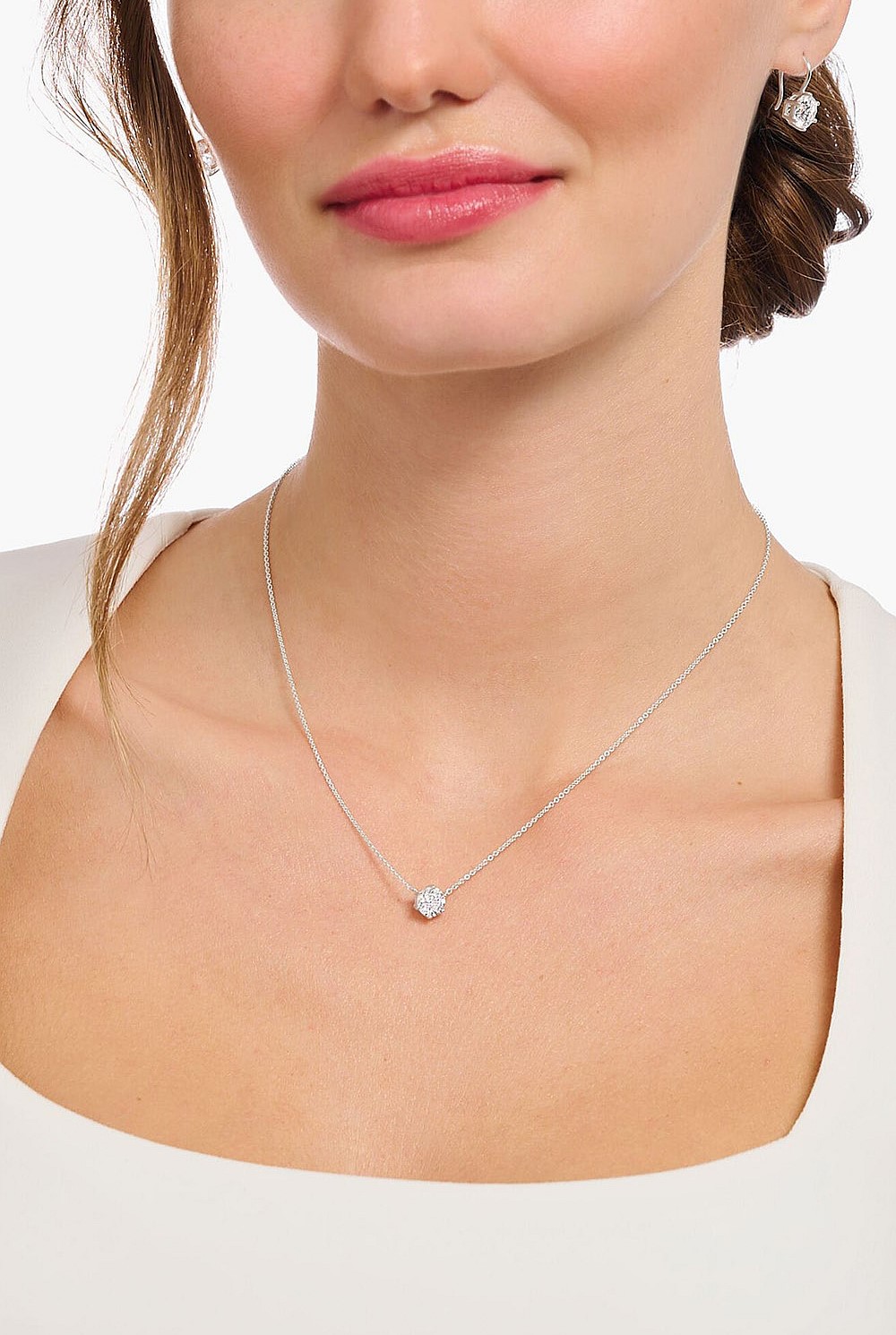 Essential Solitaire Necklace In Gold