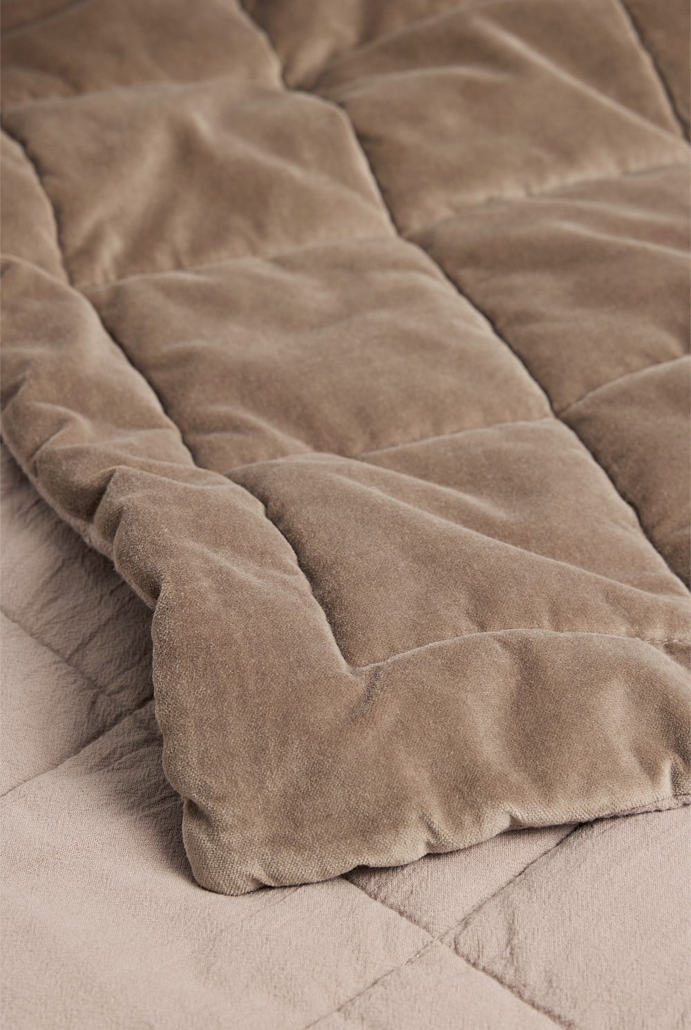 Elm Bed Cover