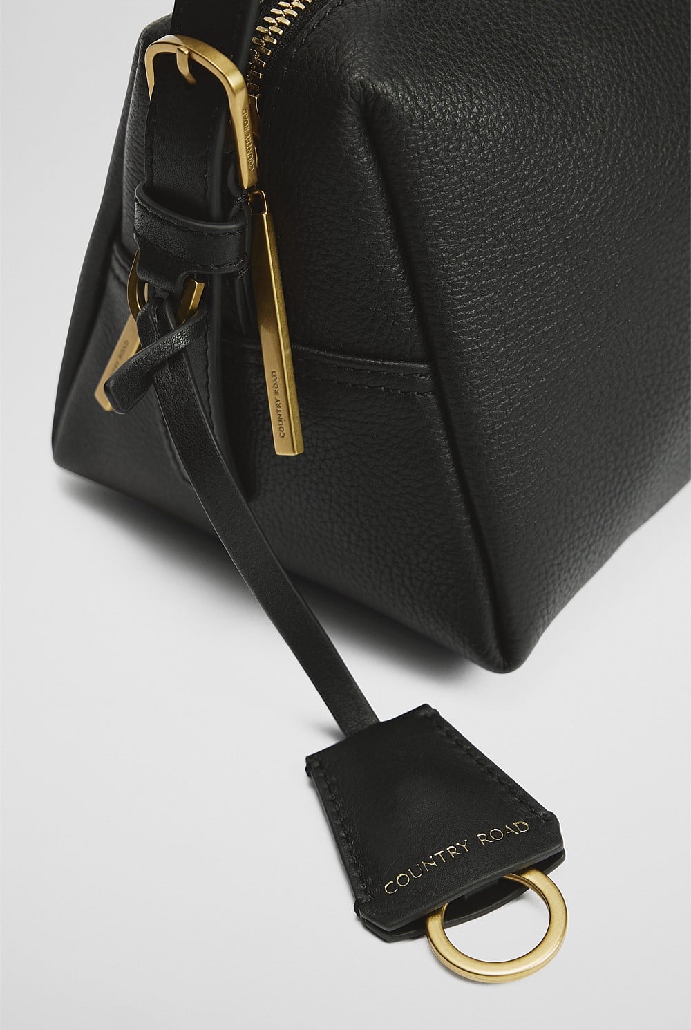 Isla Leather Shoulder Bag