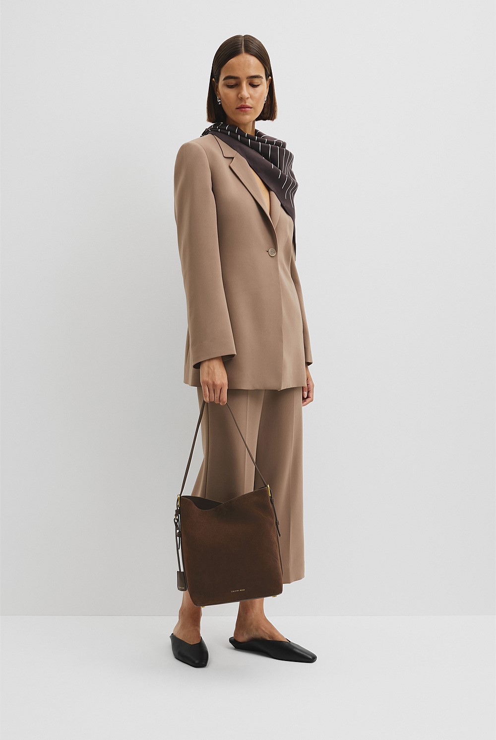 Isla Leather Bucket Bag