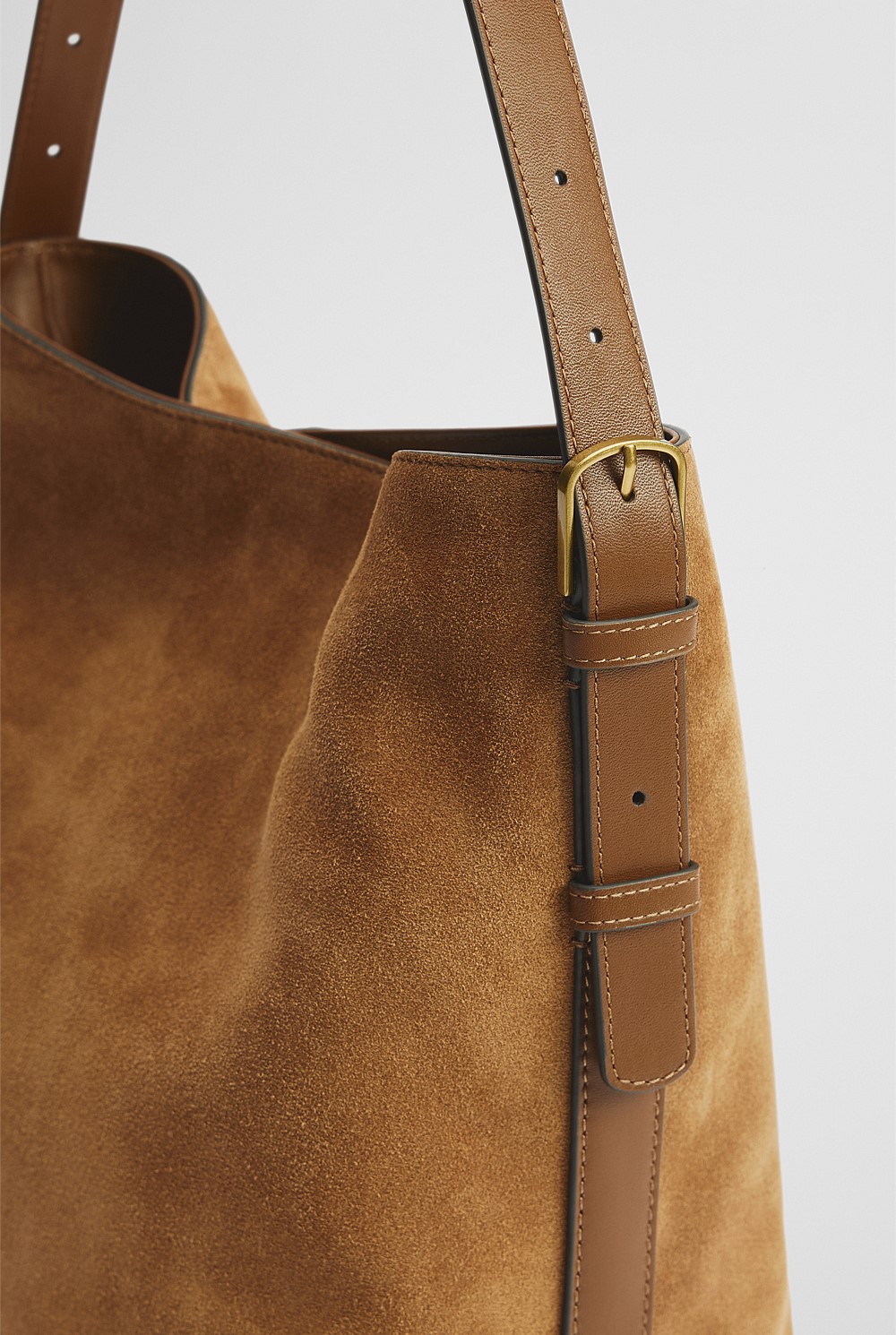 Isla Leather Bucket Bag