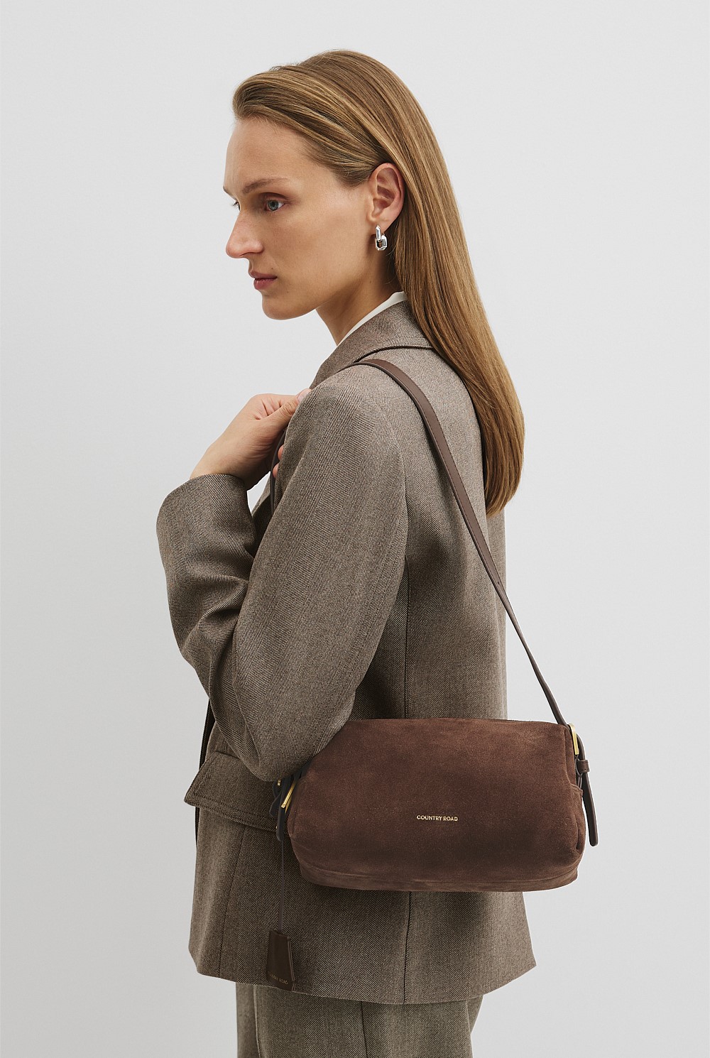 Isla Leather Shoulder Bag