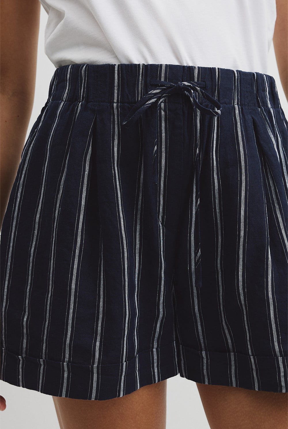 Yarn Dyed Cuff Linen Short