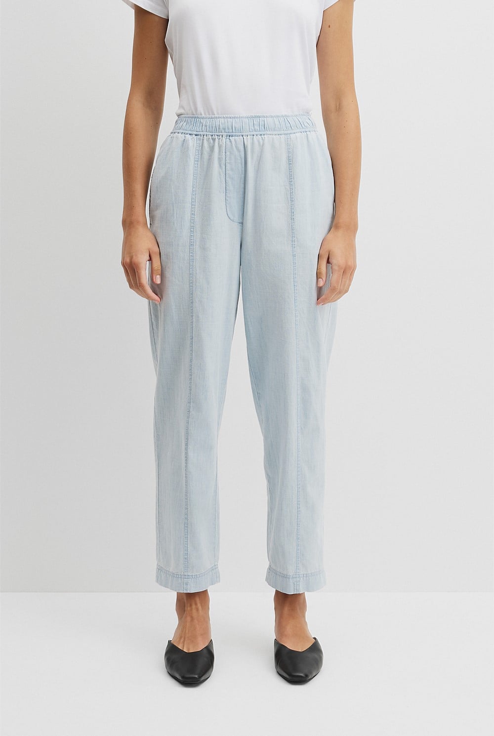 Tapered Chambray Pintuck Pant