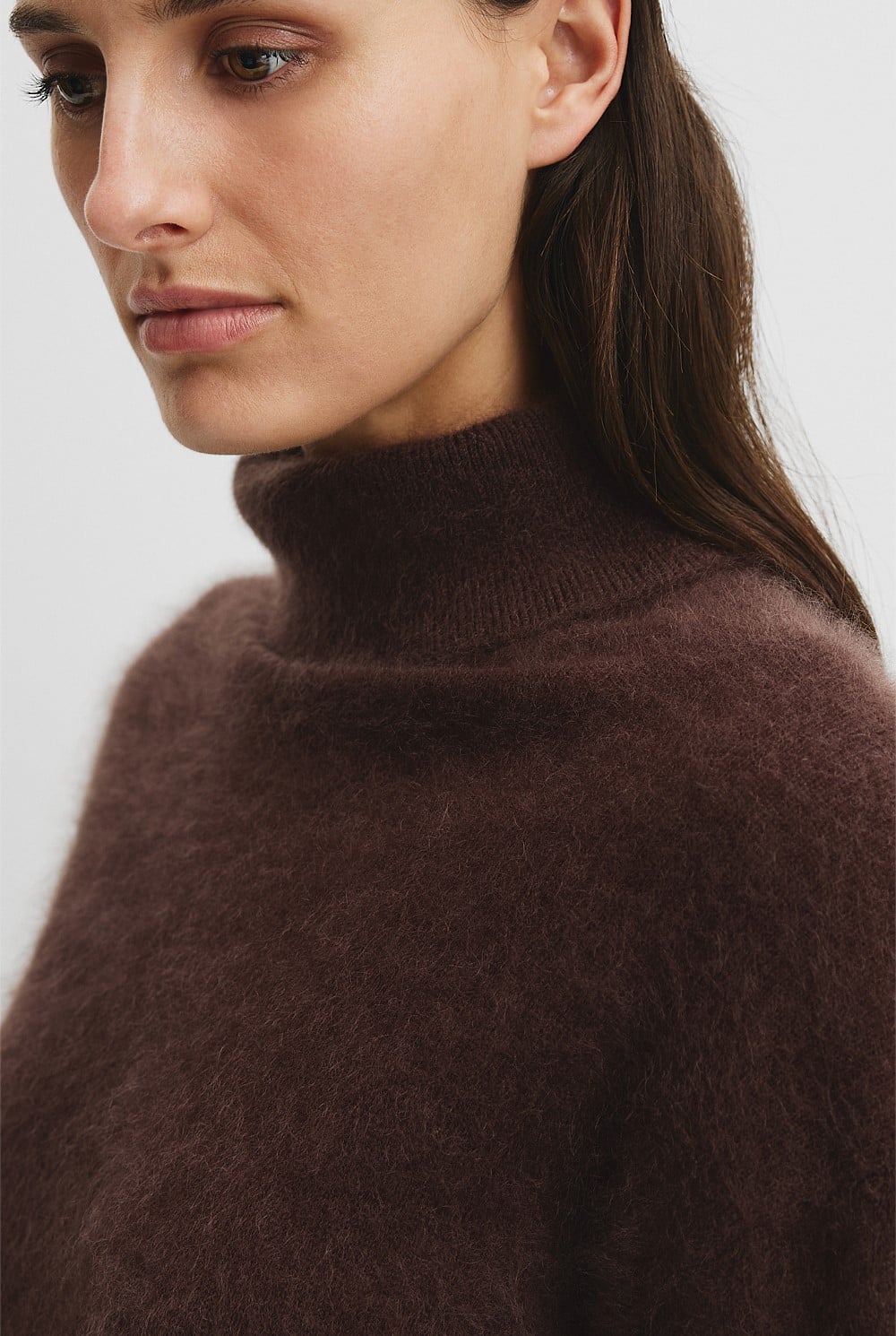 Cashmere Roll Neck Knit