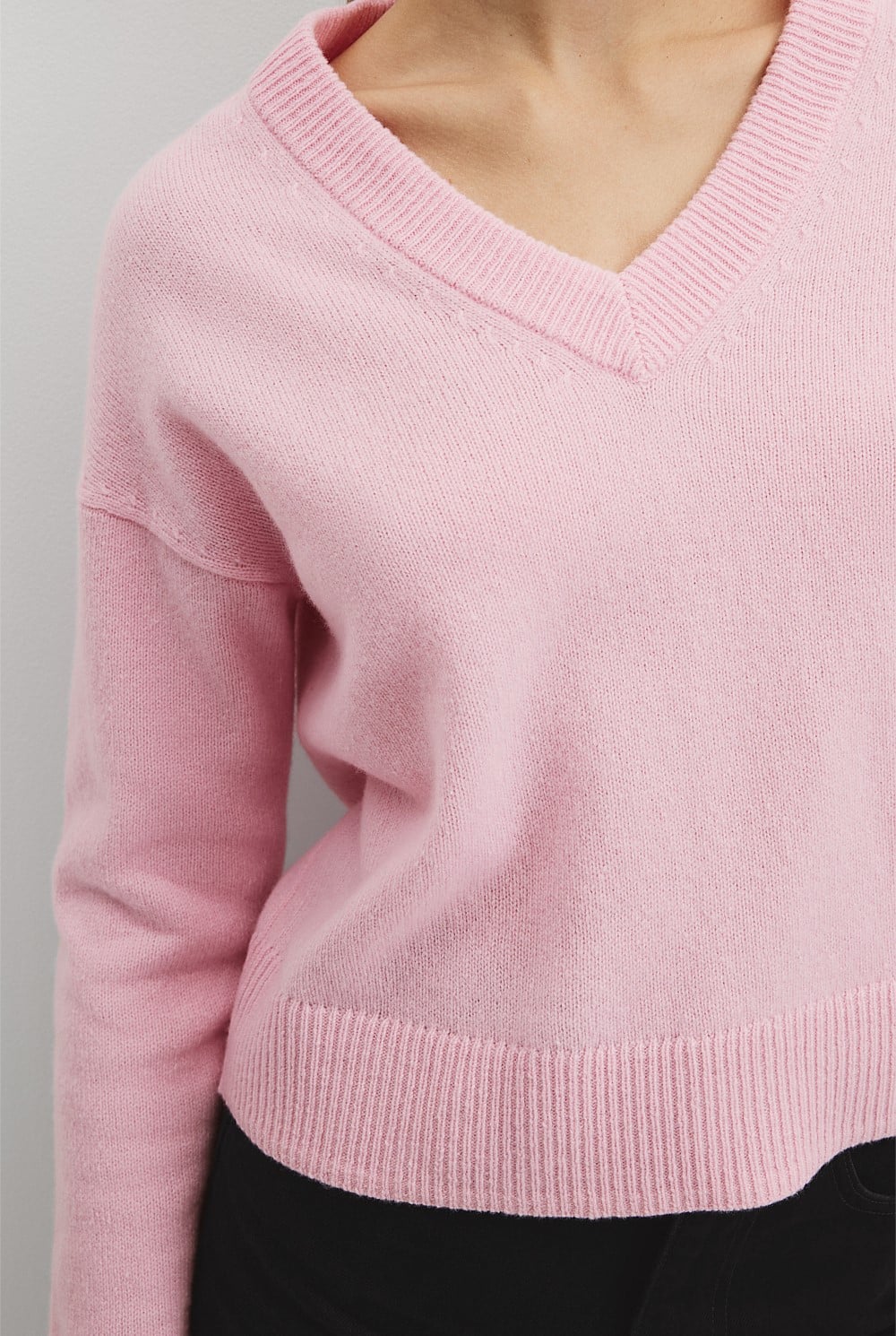 V-Neck Merino Knit