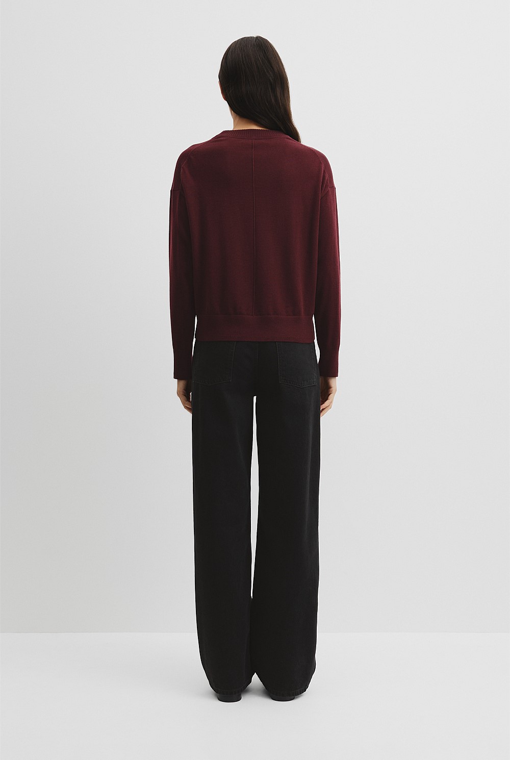 Lightweight Merino Crew Neck Knit