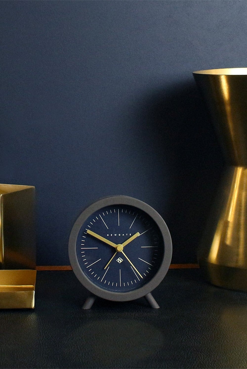 Fred Alarm Clock - Chocolate Black Reverse Dial