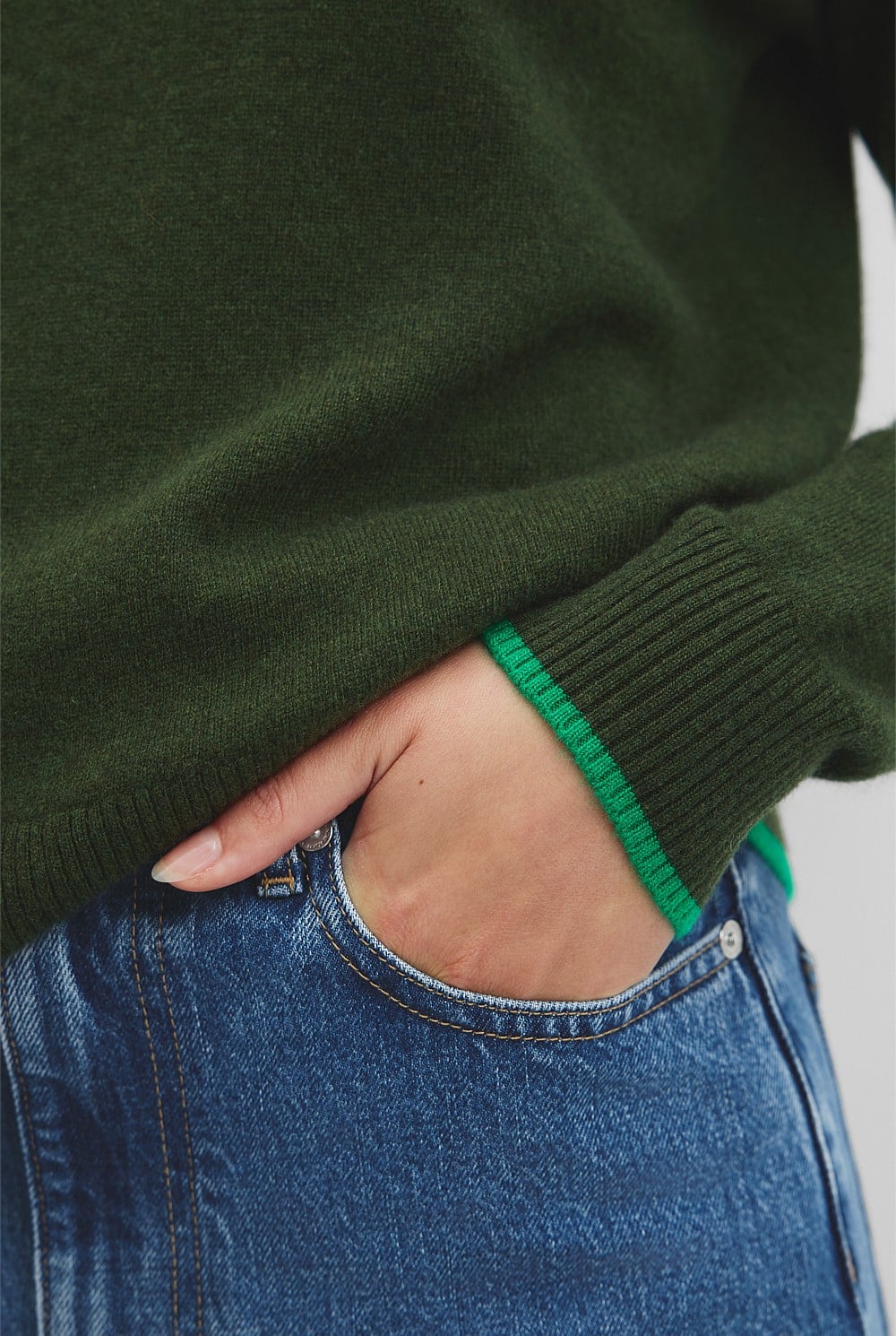 Tipped Crew Neck Knit