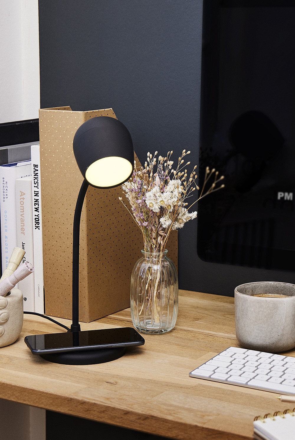 Ellie Smart Lamp With Bluetooth Speaker & Qi Wireless Charger - Black