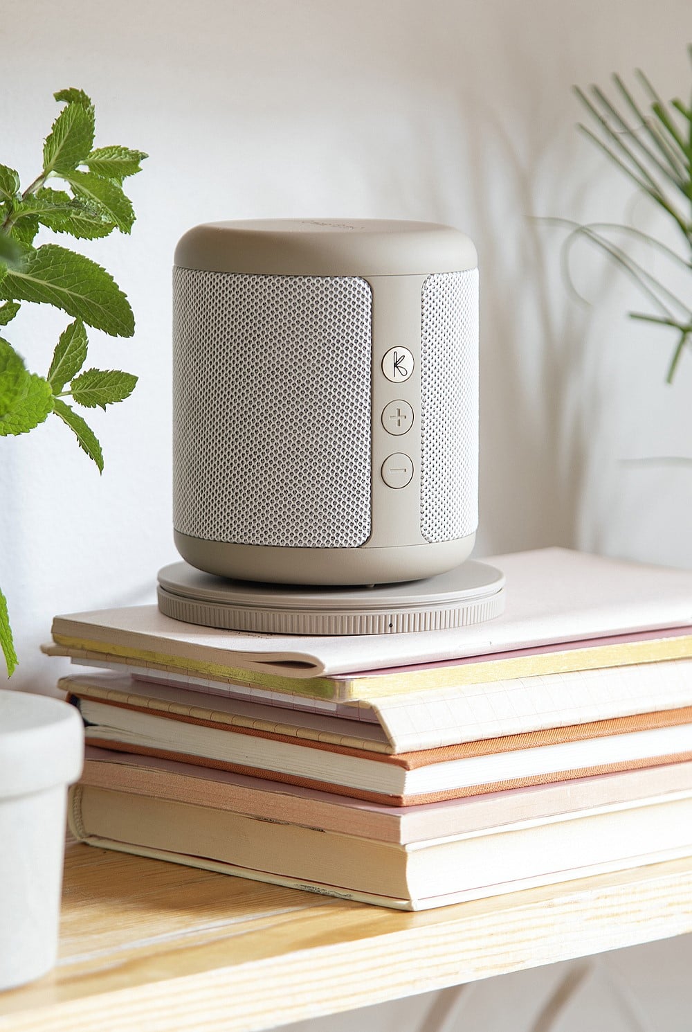 Karl Bluetooth Speaker - Ivory Sand