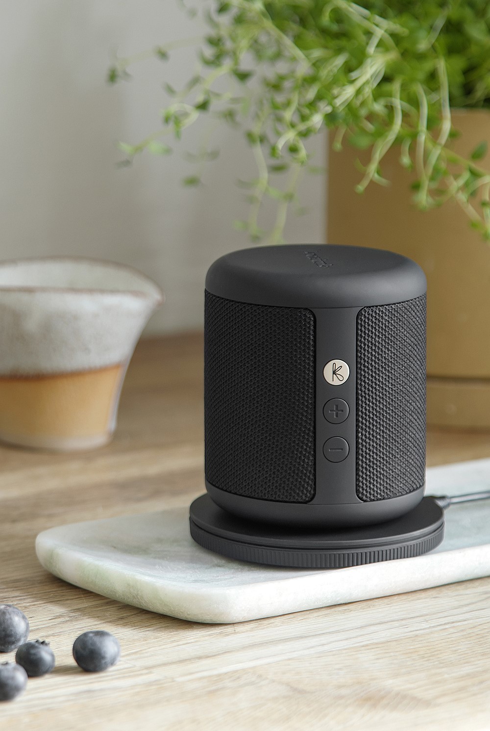 Karl Bluetooth Speaker - Black